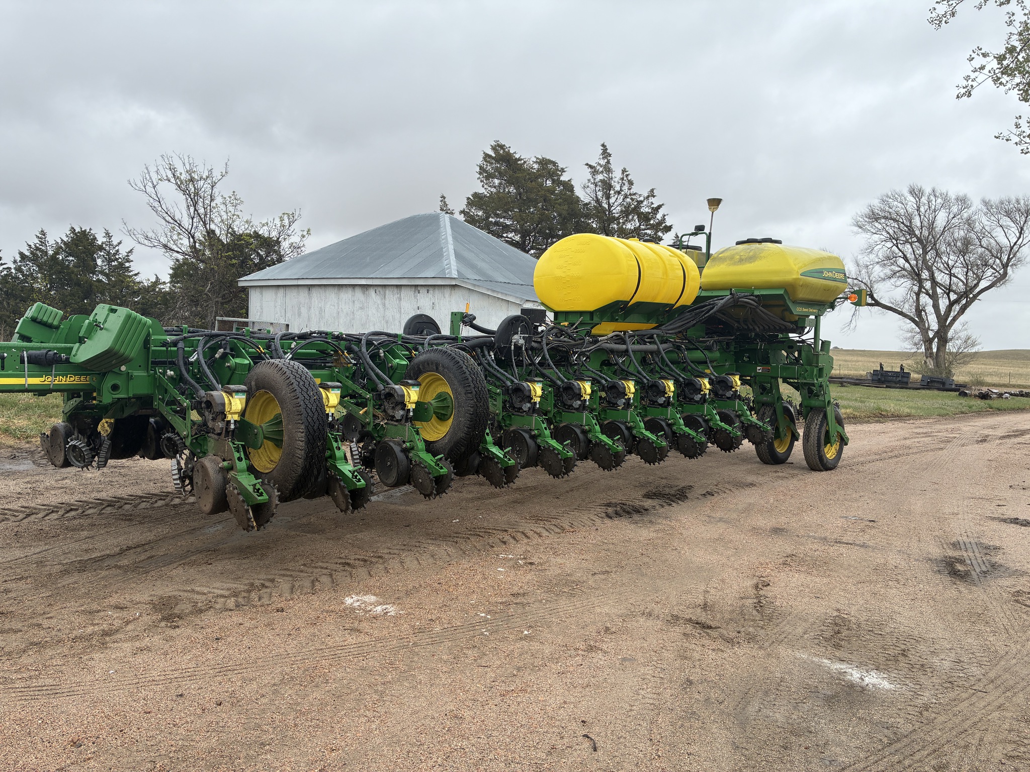  2009 John Deere 1770NT CCS at LandMark in Gothenburg, NE