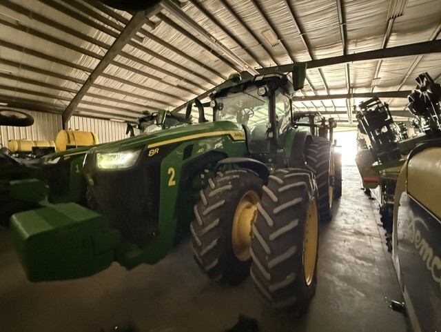  2023 John Deere 8R 410 at LandMark in Gothenburg, NE