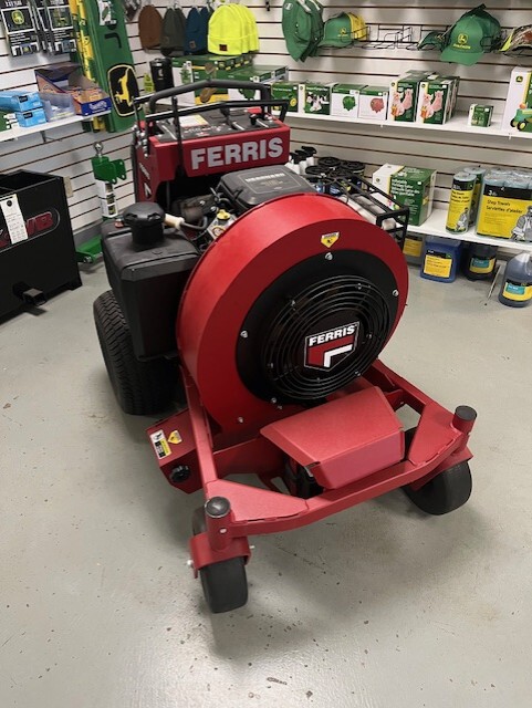 On Lot  Ferris FB1000 at Tri County Equipment Saginaw, MI