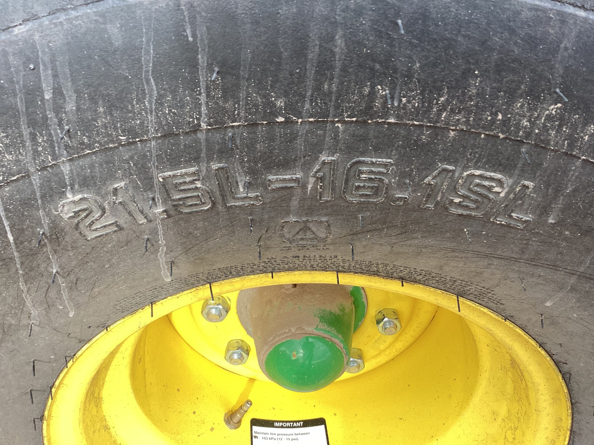  2024 John Deere 561R at LandMark in Minden, NE