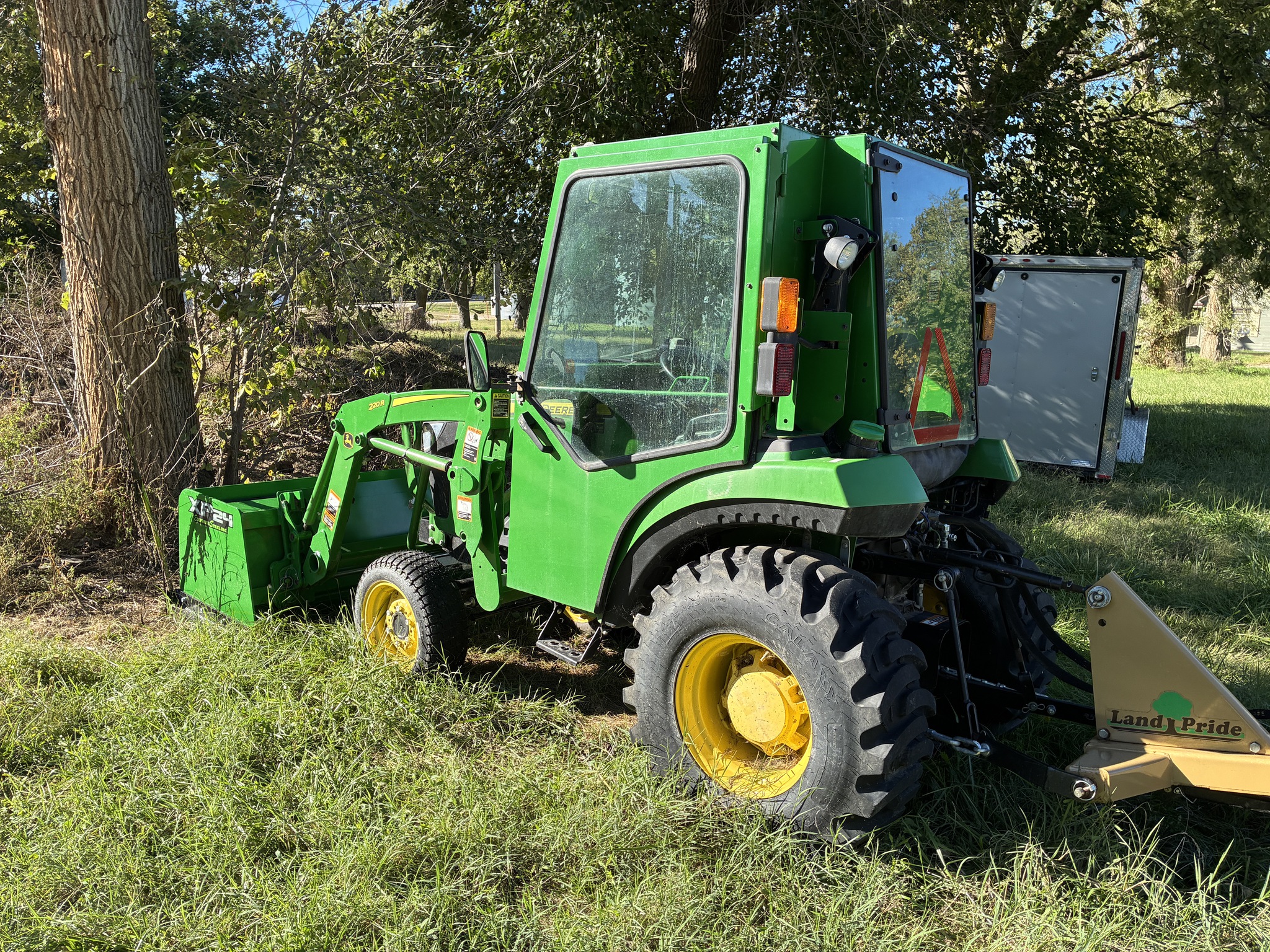  2019 John Deere 2038R at LandMark in Hebron, NE