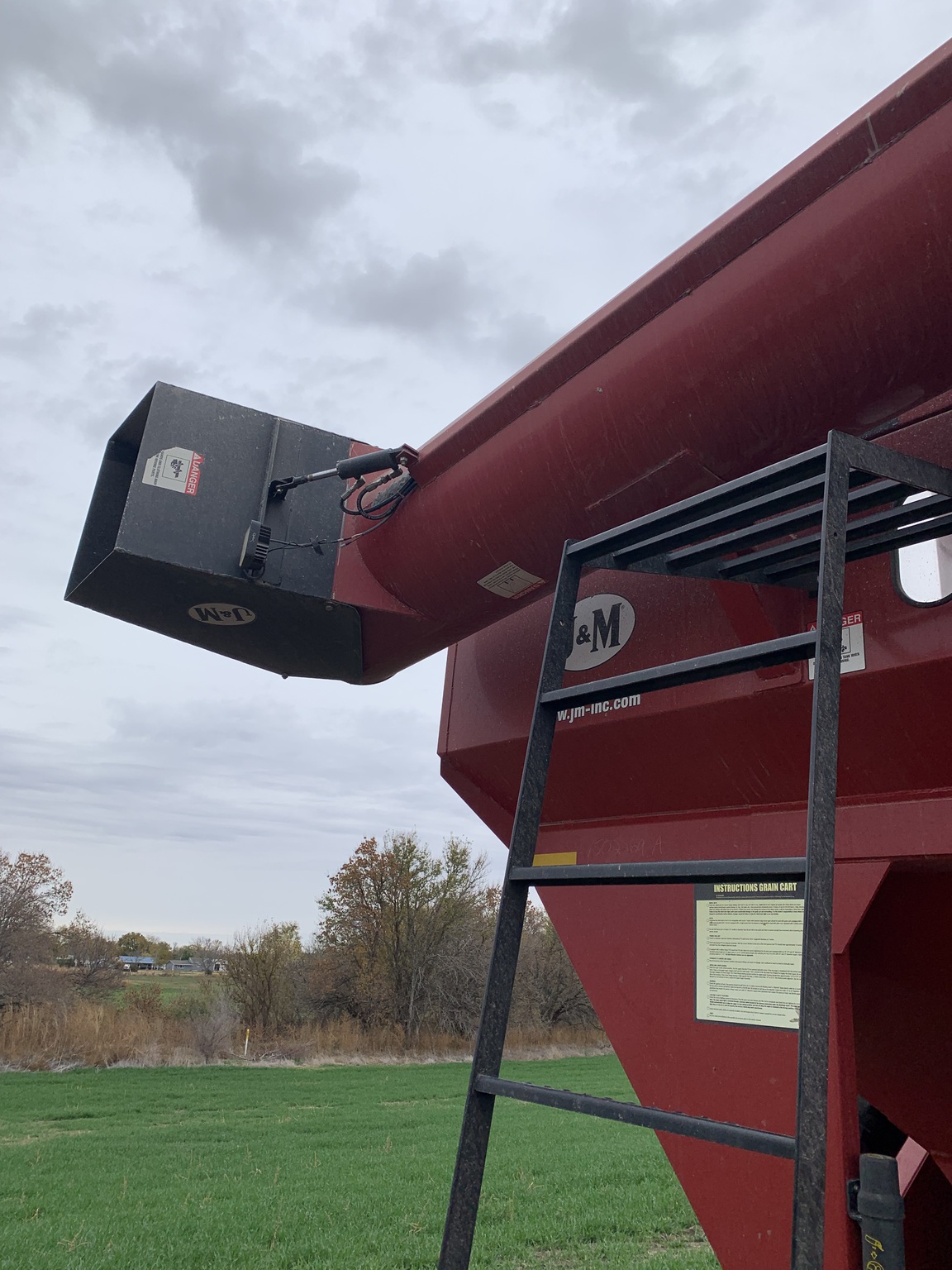  2017 J&m 1151 at LandMark in Arapahoe, NE