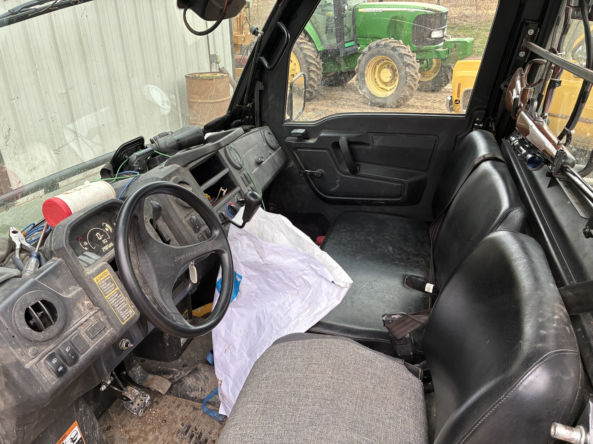  2019 John Deere XUV 835M at LandMark in Hastings, NE