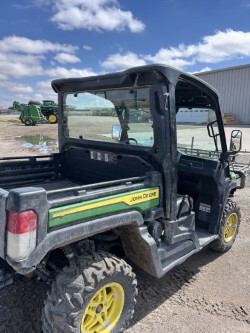 2023 John Deere XUV 835M at LandMark in Gothenburg, NE