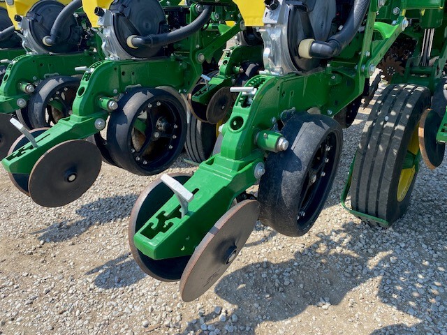  2025 John Deere 1795 at LandMark in Beatrice, NE