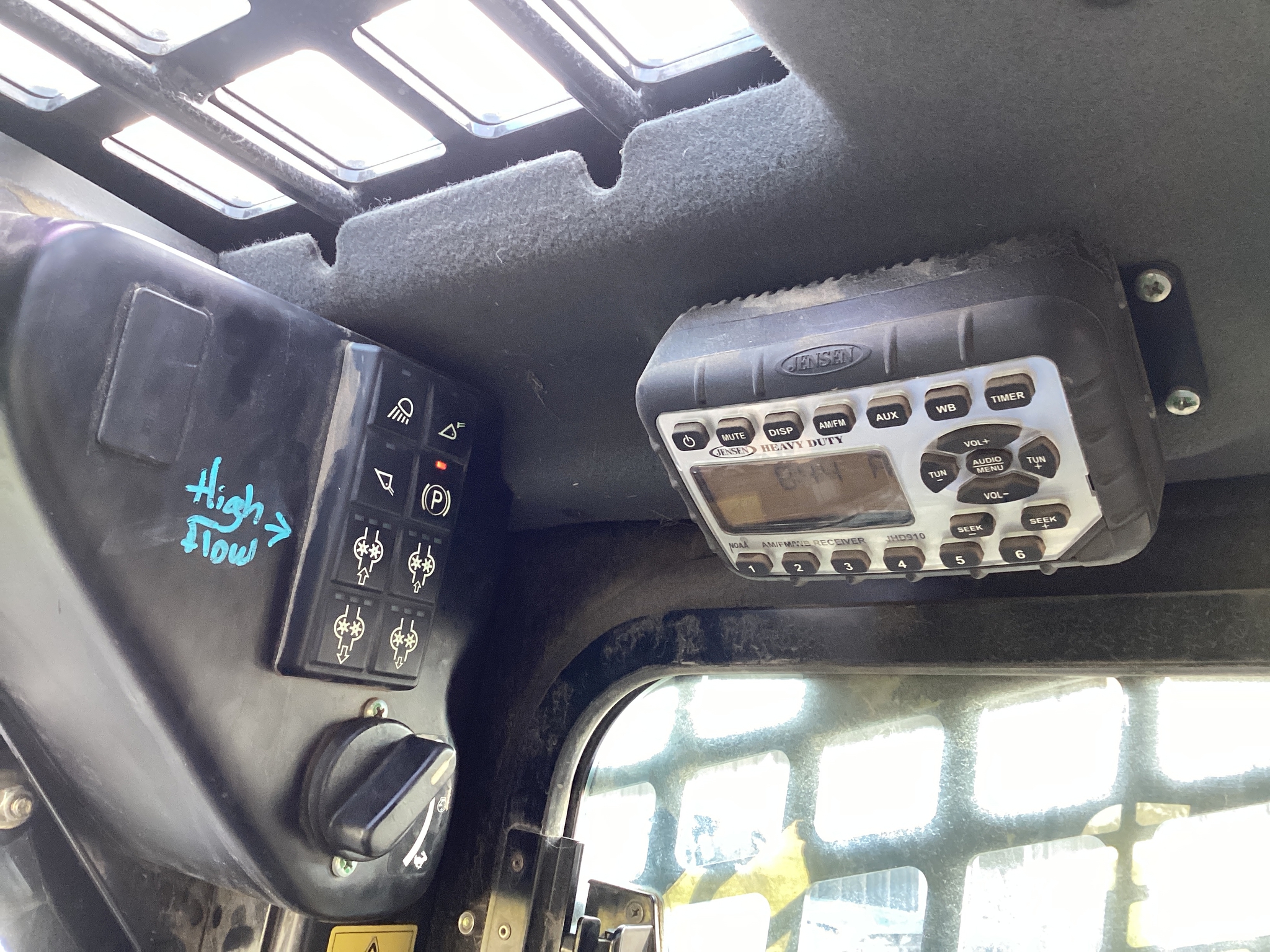  2019 Asv RT-120 at LandMark in Smith Center, KS