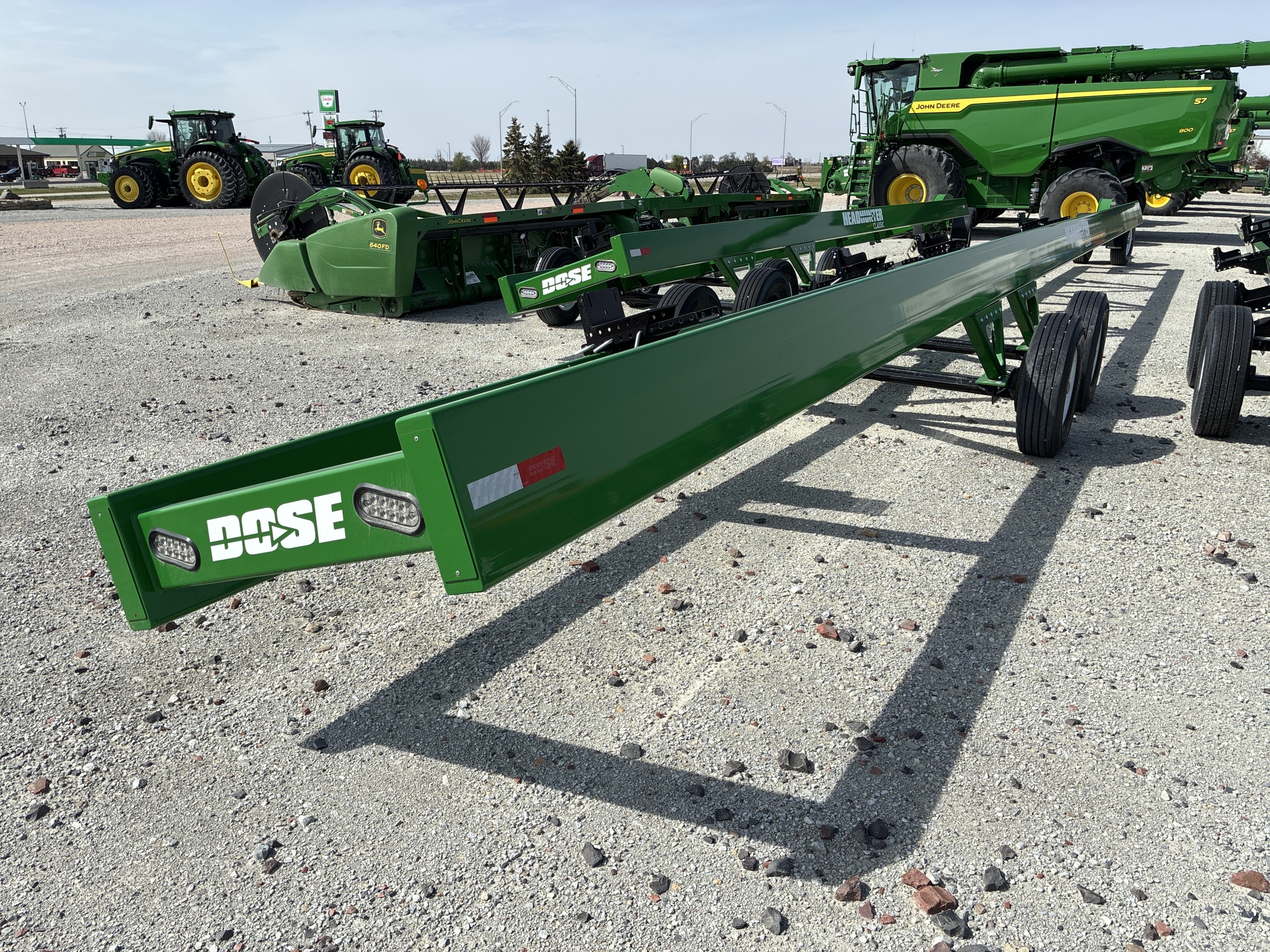  2023 Headhunter HHC53-DA/DB at LandMark in Hebron, NE