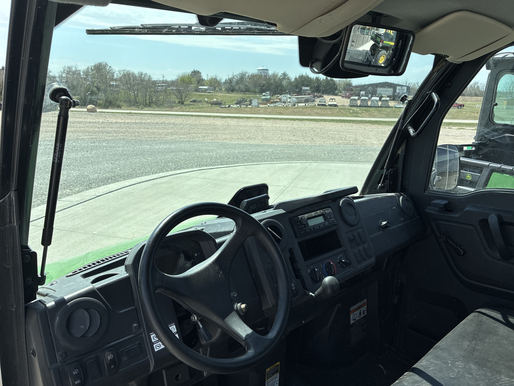  2023 John Deere XUV 835M at LandMark in Hebron, NE