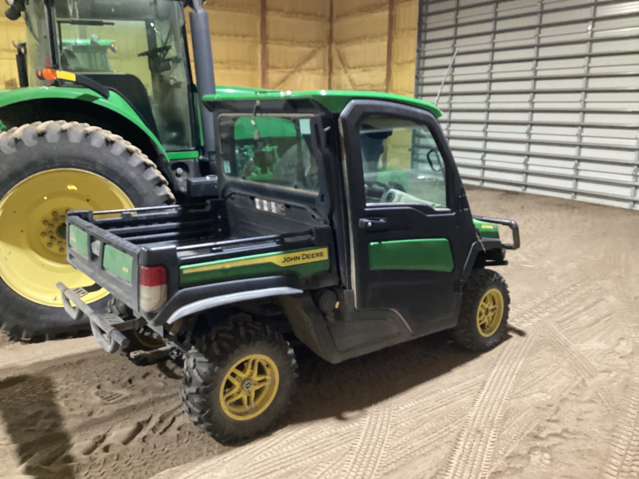  2021 John Deere XUV 835R at LandMark in Smith Center, KS