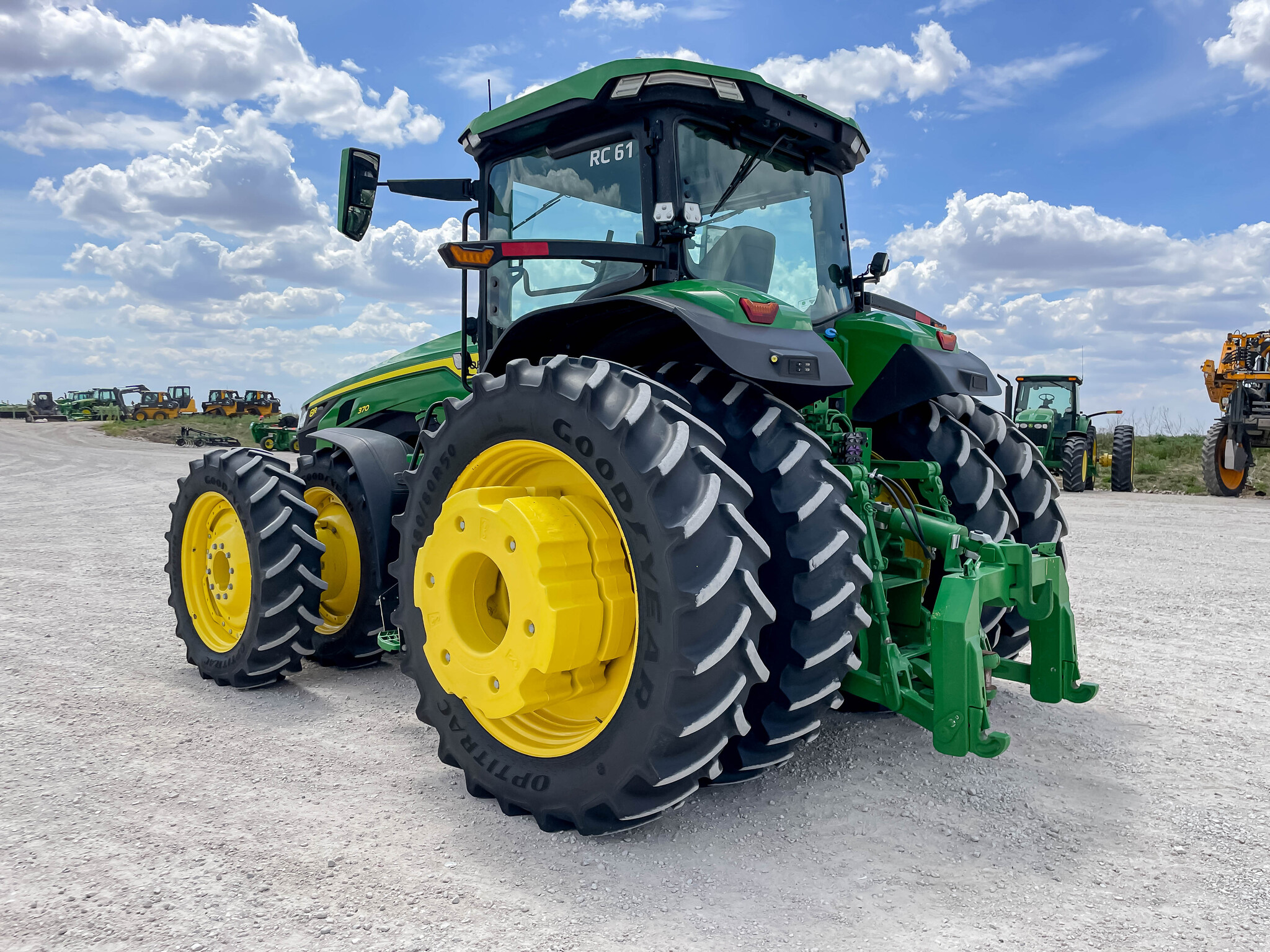  2024 John Deere 8R 370 at LandMark in Beatrice, NE