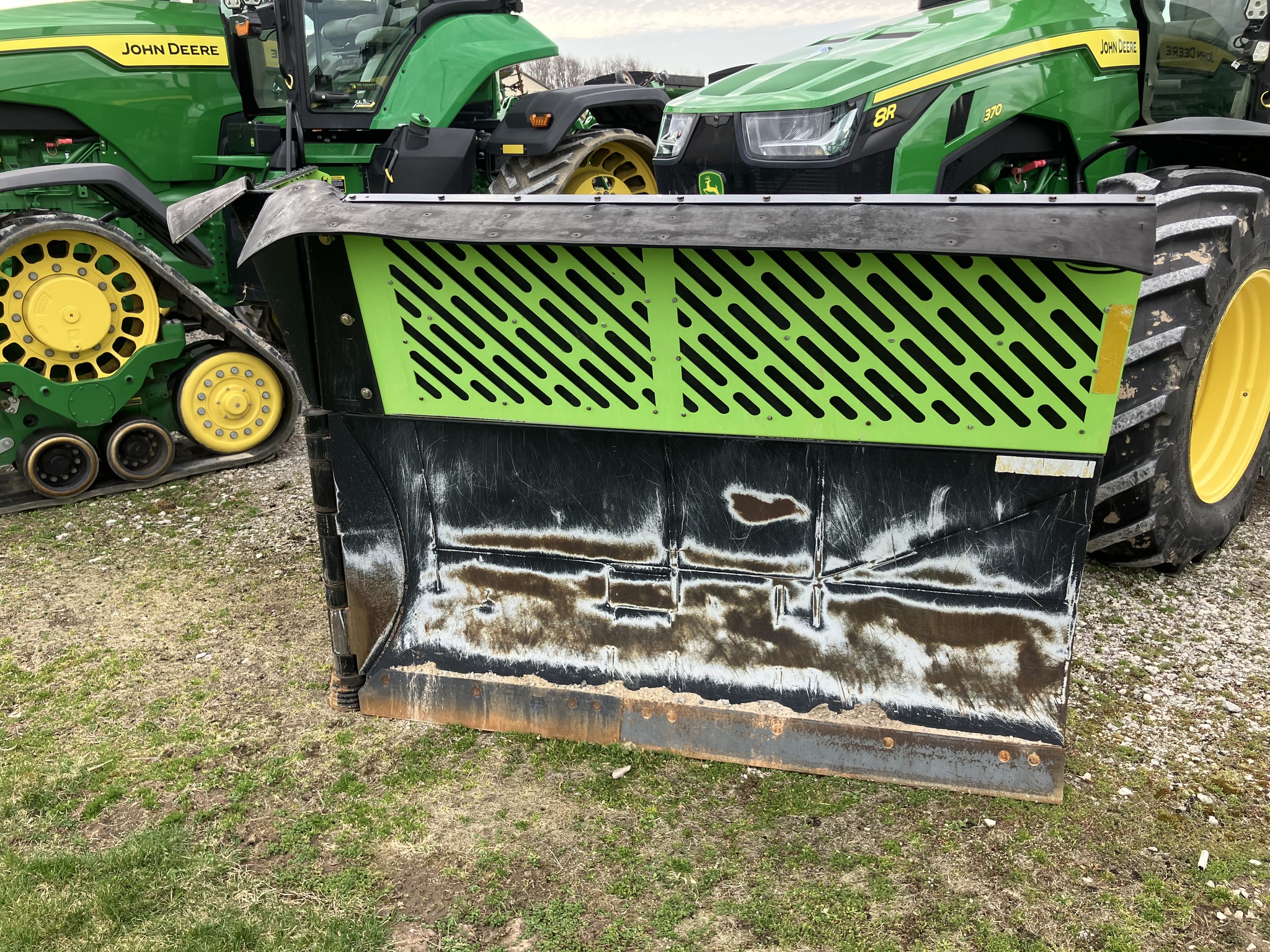 On Lot 2020 Schulte V-100-400 at Tri County Equipment Caro, MI