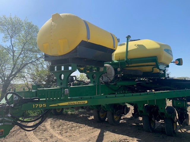  2018 John Deere 1795 at LandMark in Fairfield, NE