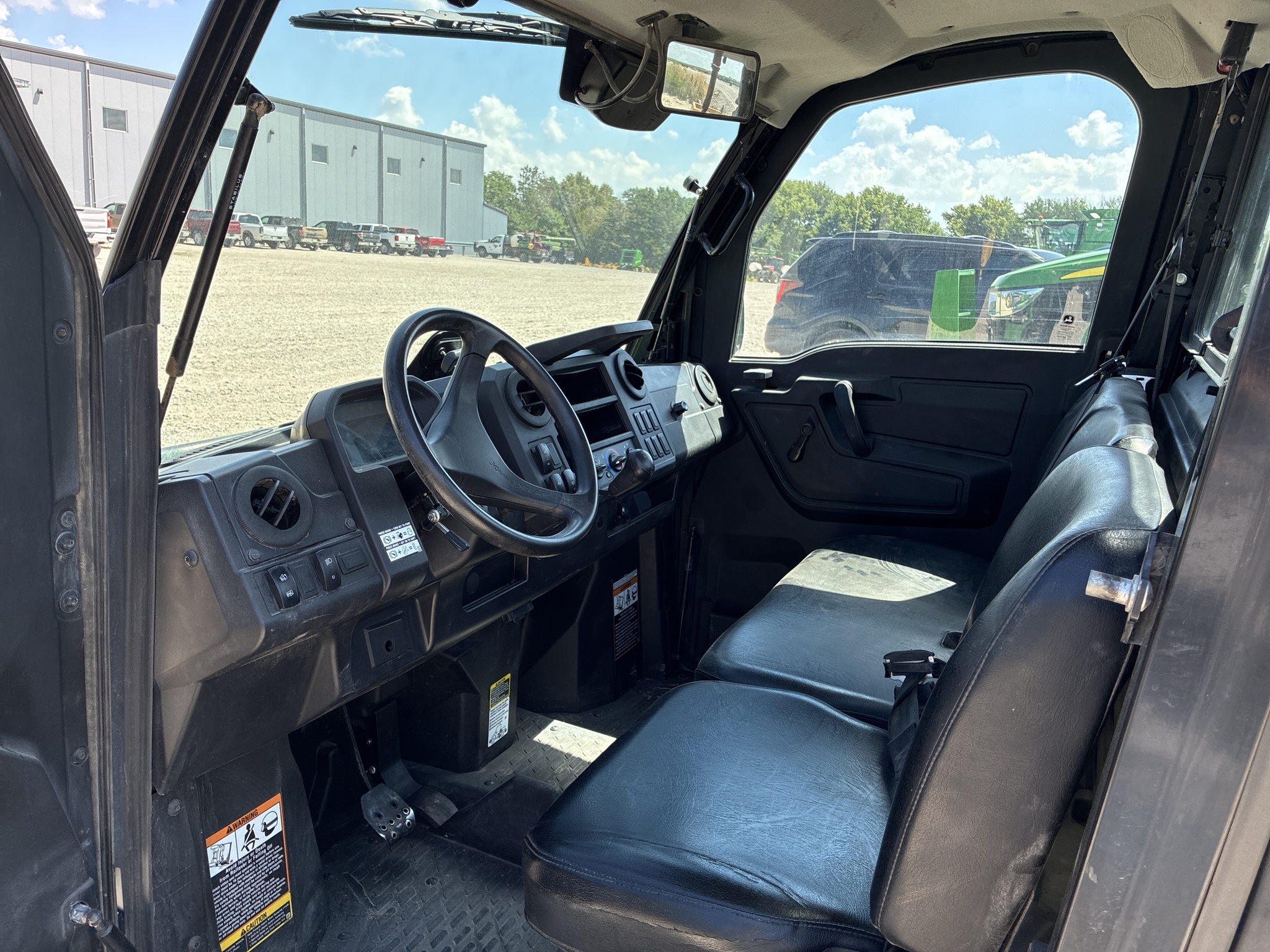  2023 John Deere XUV 835M at LandMark in Hastings, NE