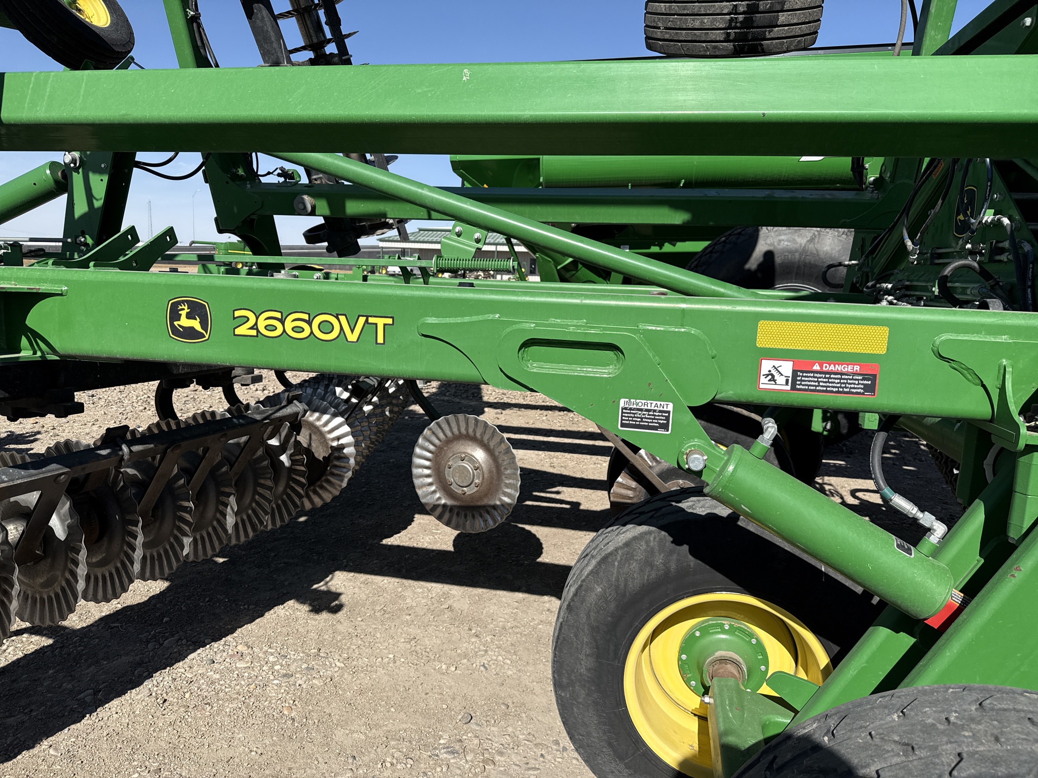  2019 John Deere 2660VT at LandMark in Lexington, NE