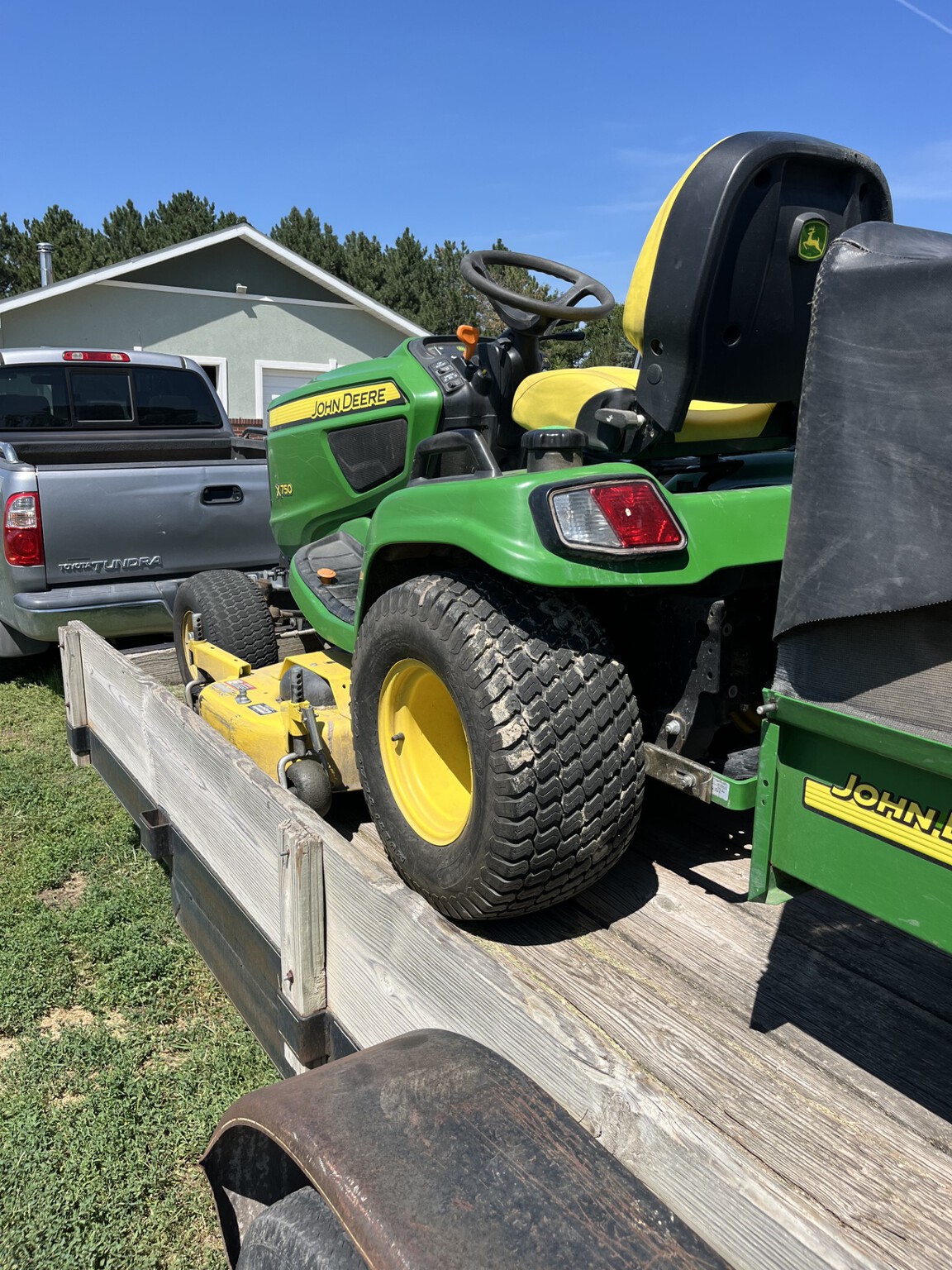  2015 John Deere X750 at LandMark in Gothenburg, NE