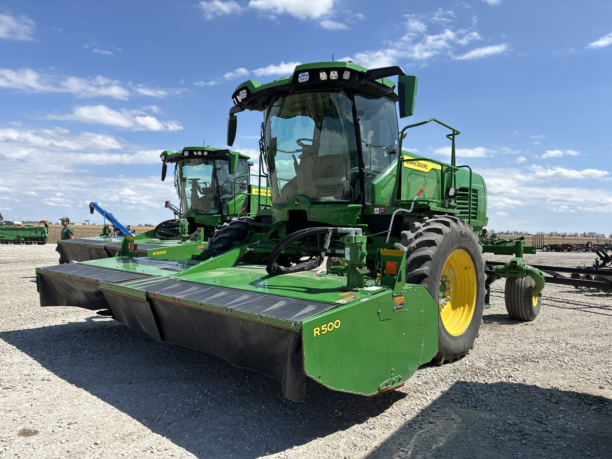  2024 John Deere W235R at LandMark in Fairfield, NE