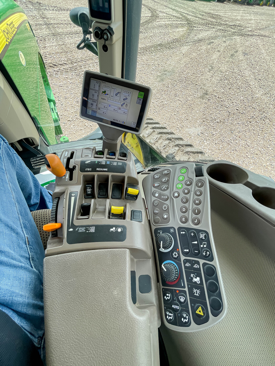  2010 John Deere 8320RT at LandMark in Minden, NE