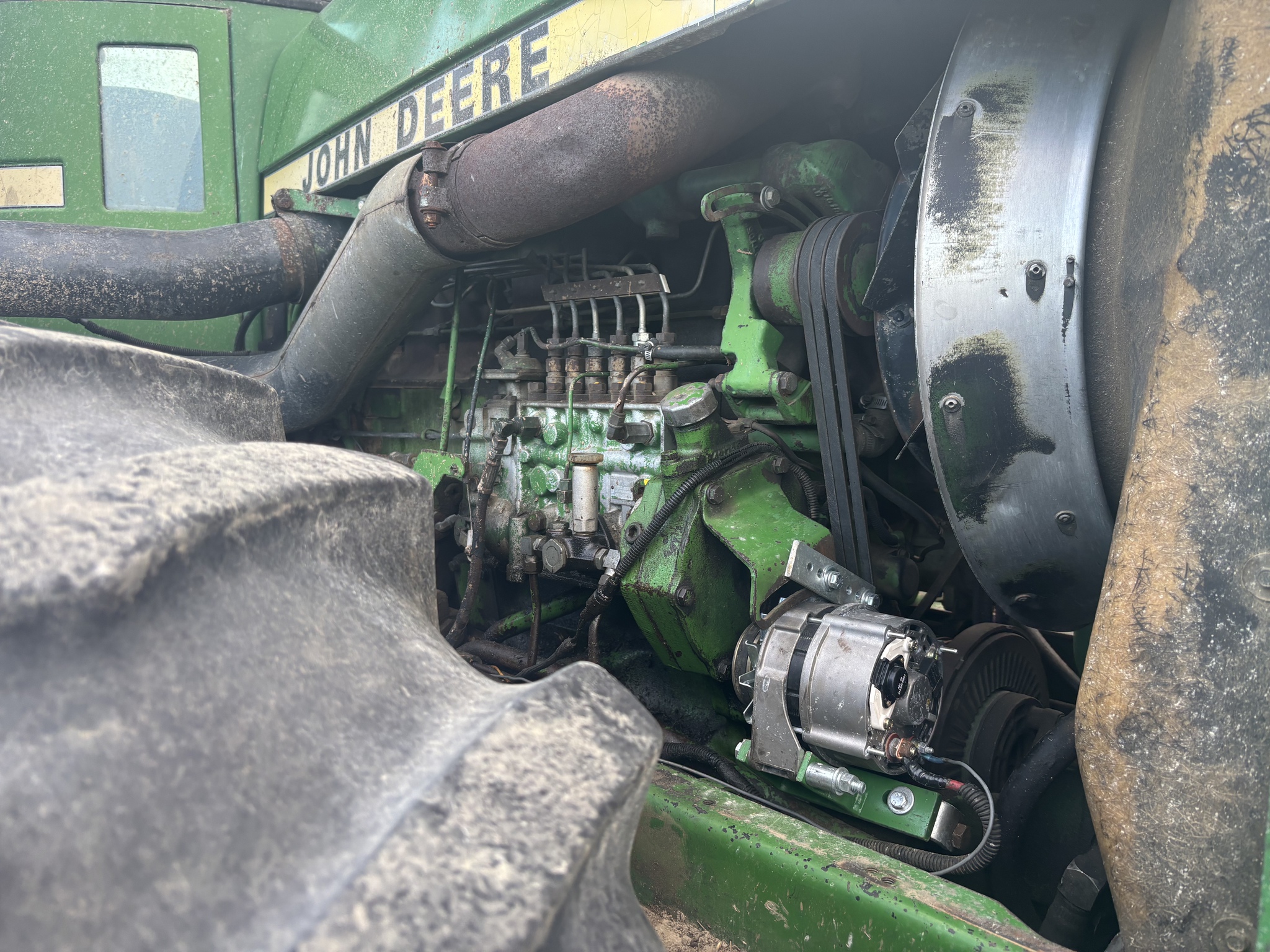 On Lot 1982 John Deere 8650 at Tri County Equipment Sandusky, MI