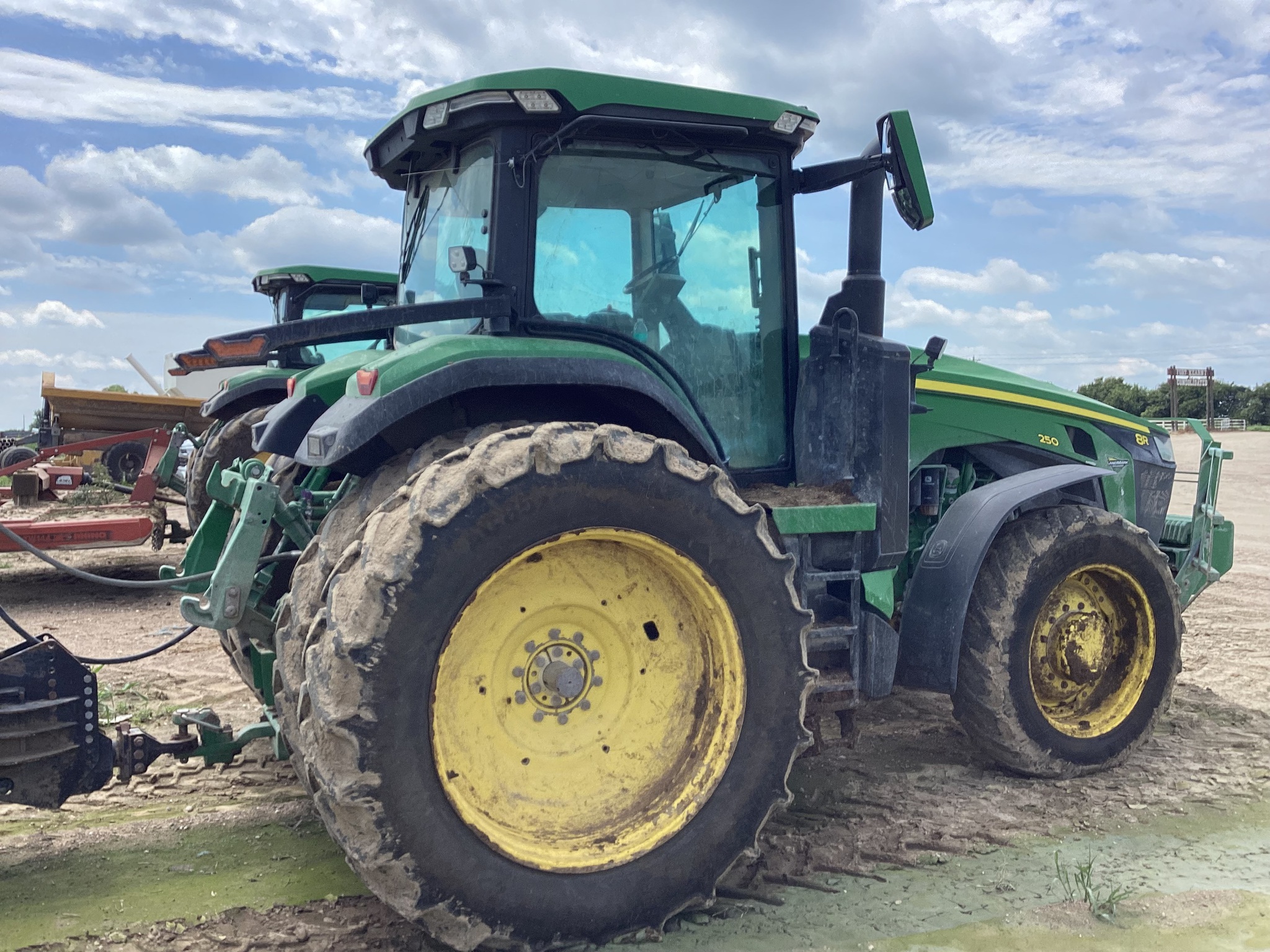  2022 John Deere 8R 250 at LandMark in Minden, NE