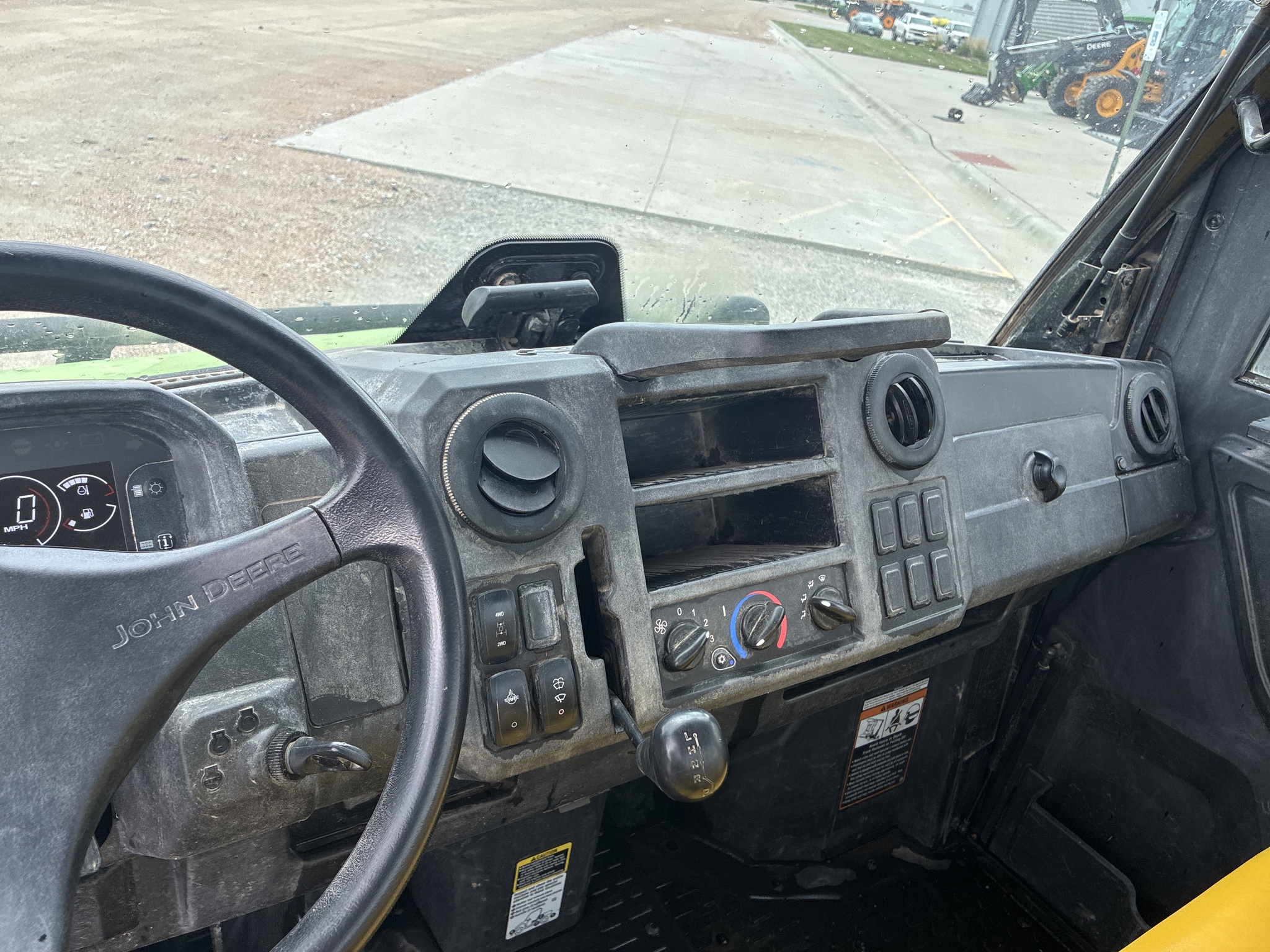  2022 John Deere XUV835M HVAC Cab at LandMark in Hebron, NE