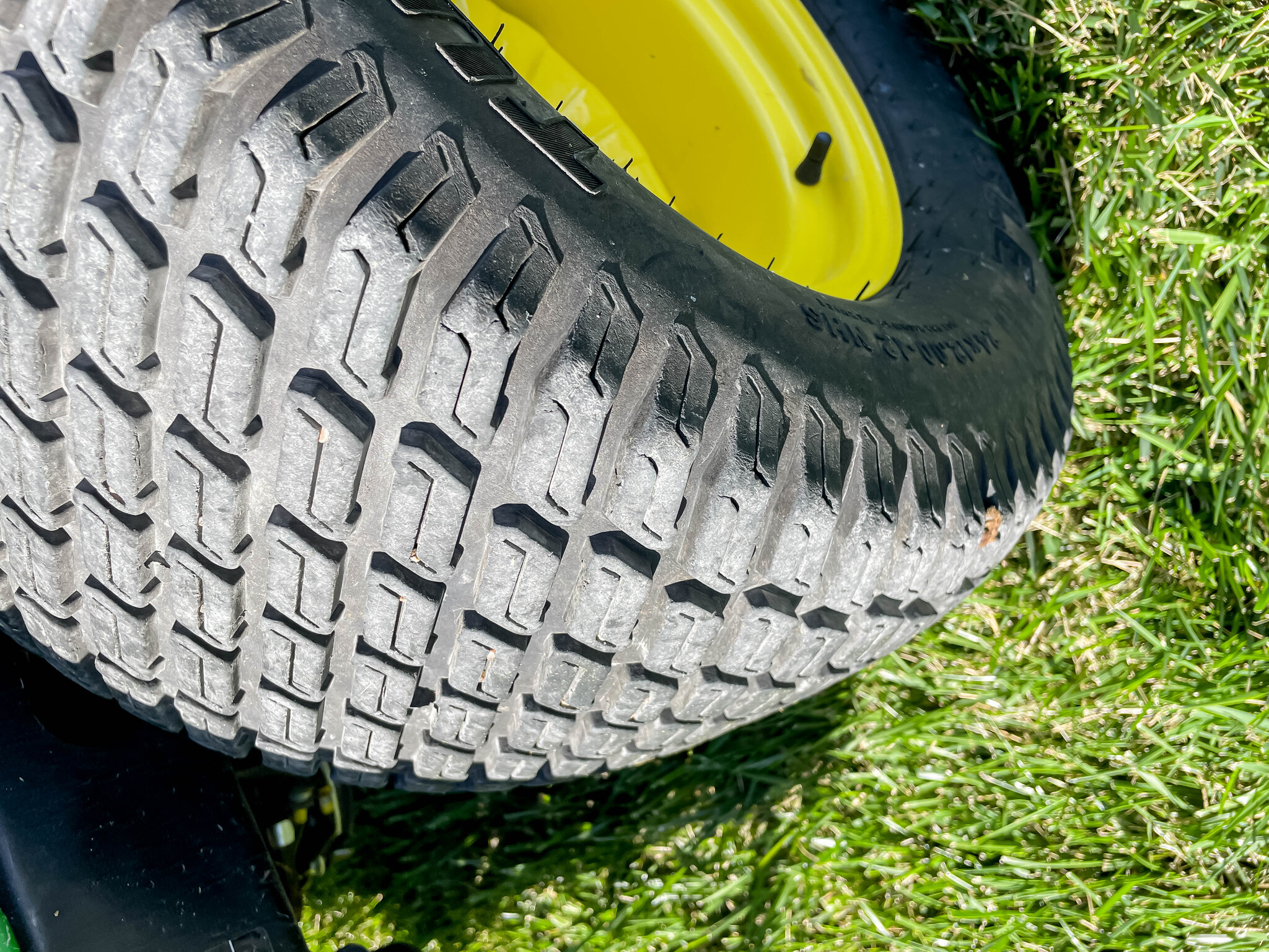  2023 John Deere Z994R at LandMark in Lexington, NE