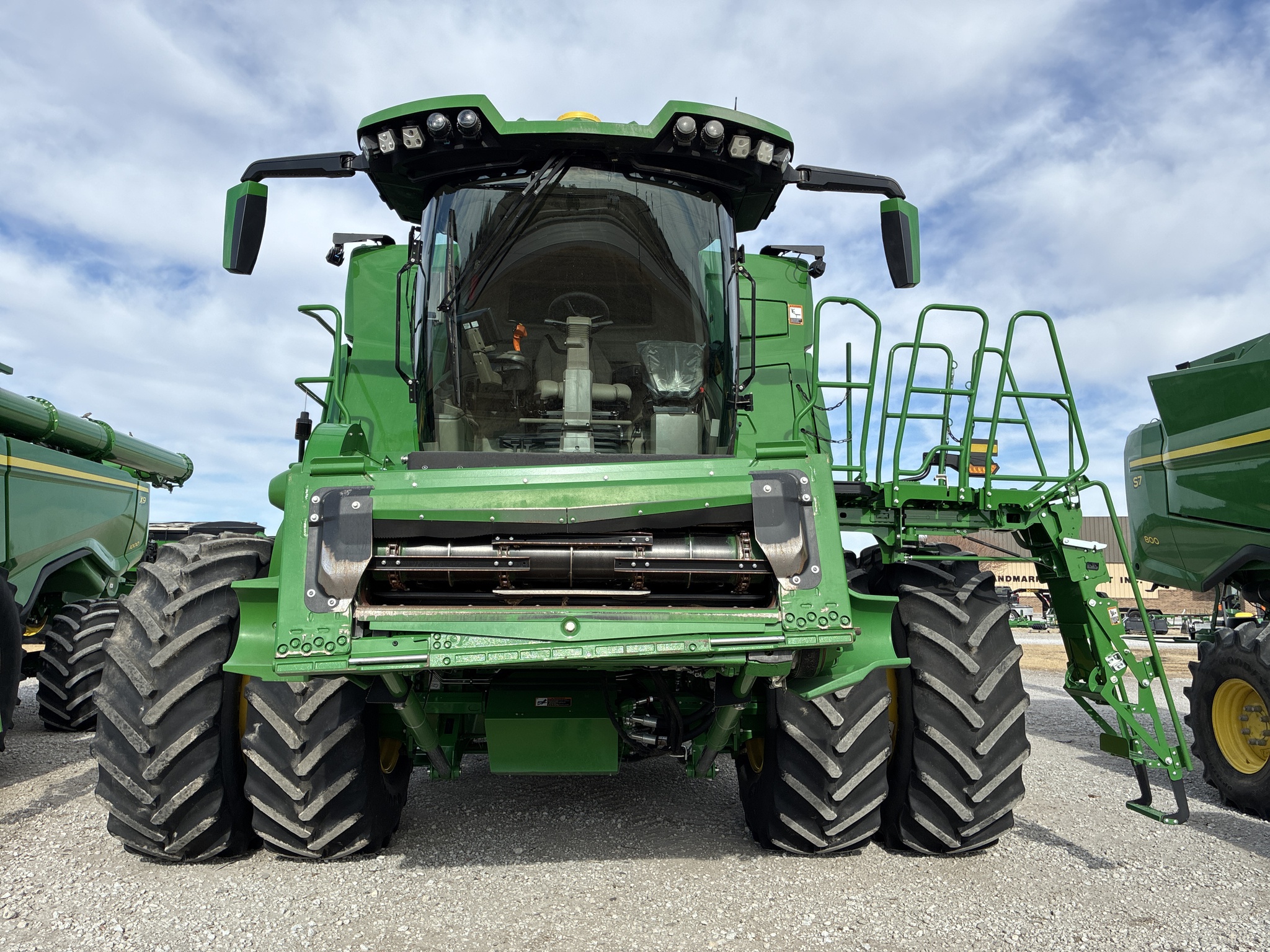  2024 John Deere X9 1100 at LandMark in Kearney, NE