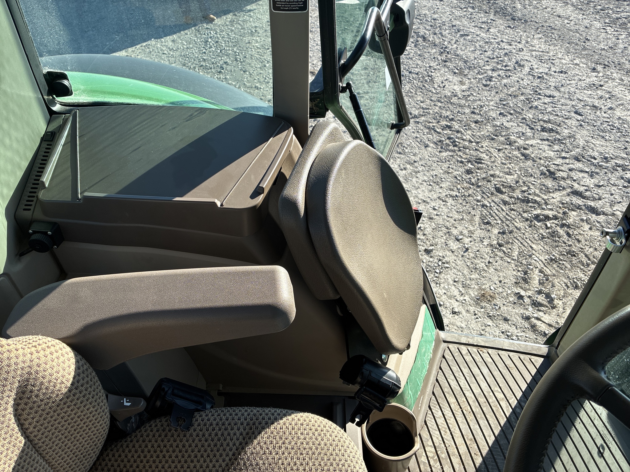  2024 John Deere 6155M at LandMark in Hebron, NE