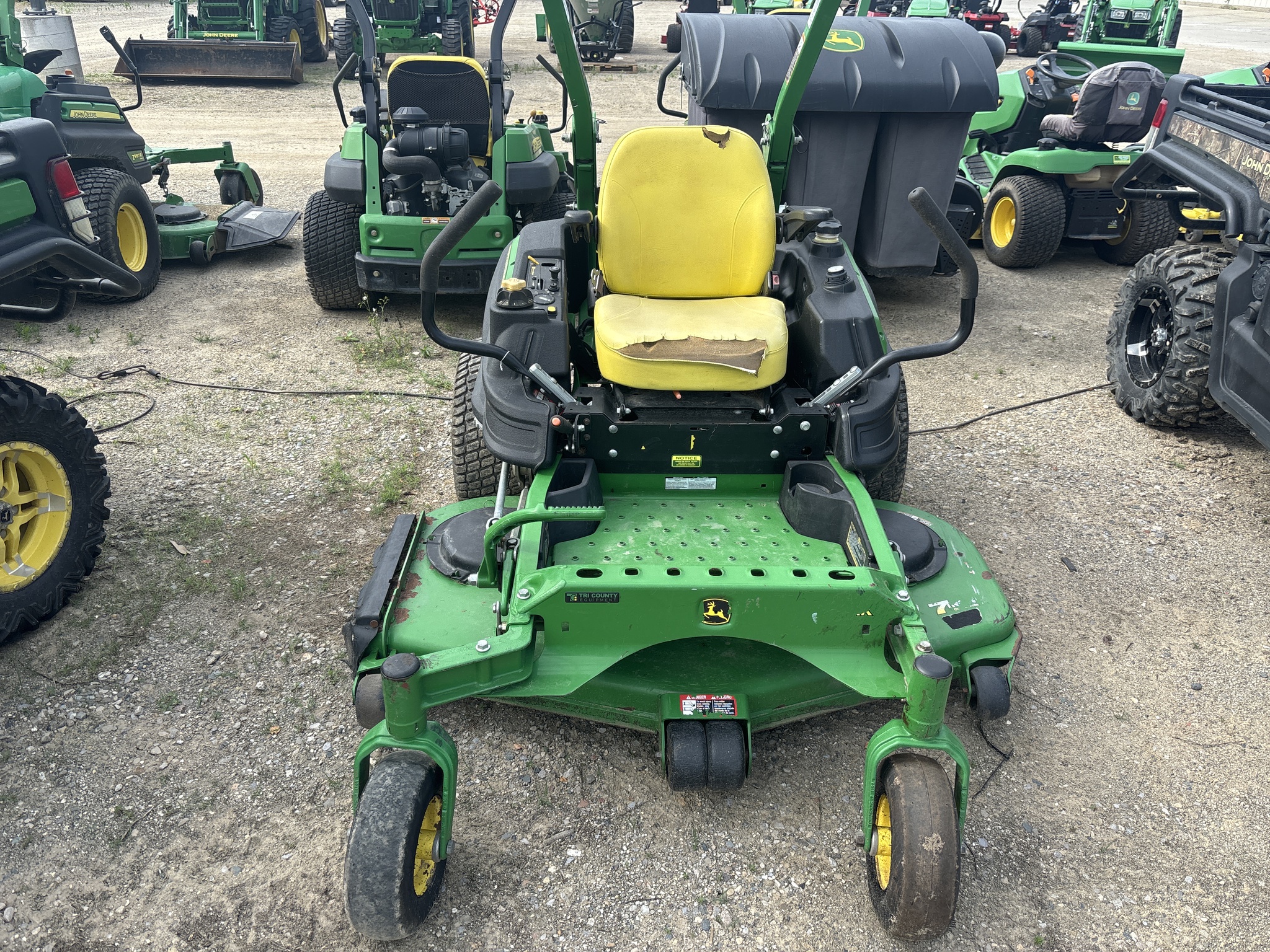 On Lot 2016 John Deere Z915B at Tri County Equipment Caro, MI