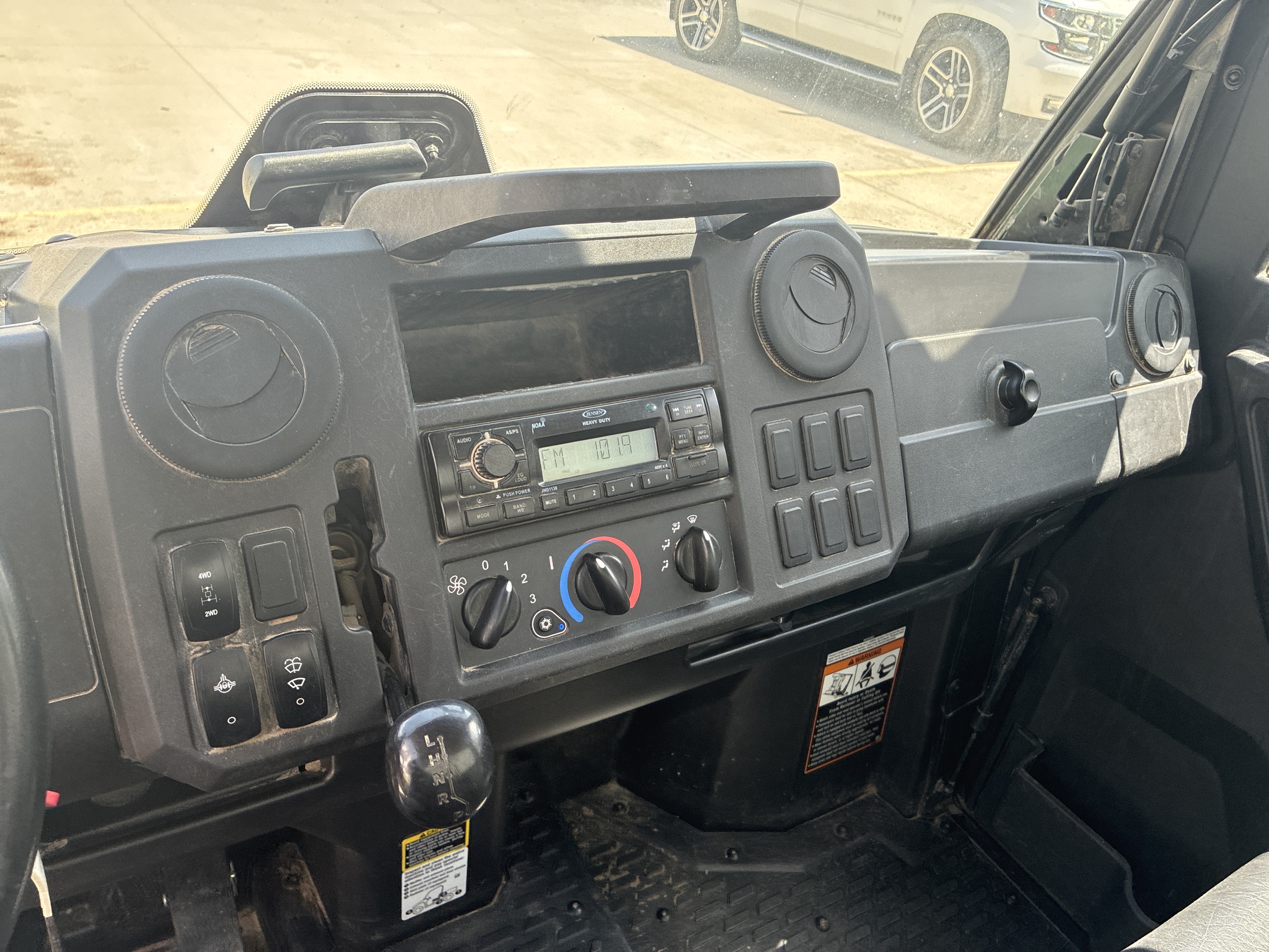  2023 John Deere XUV 835M at LandMark in Beatrice, NE