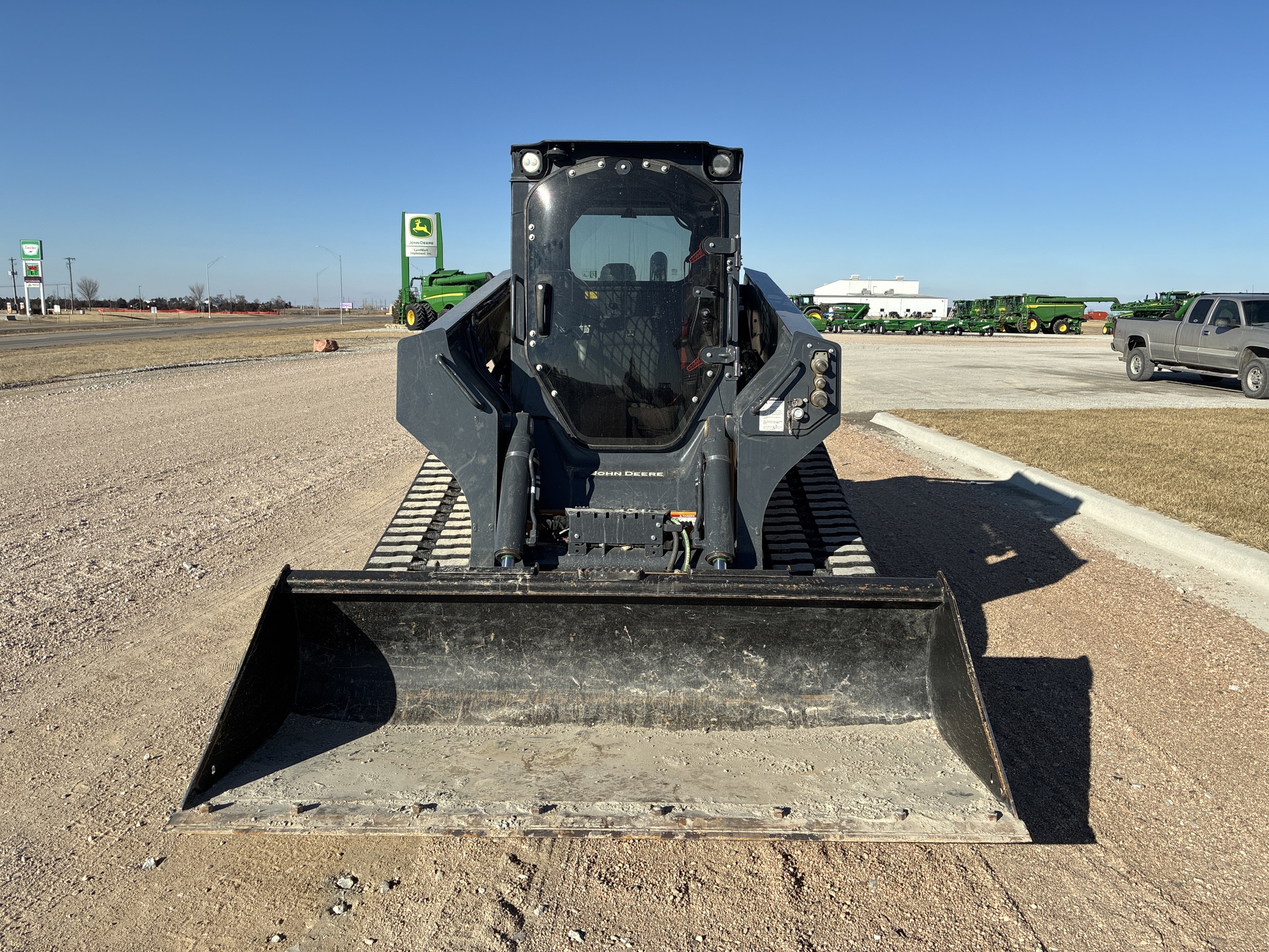  2024 John Deere 333G at LandMark in Hebron, NE