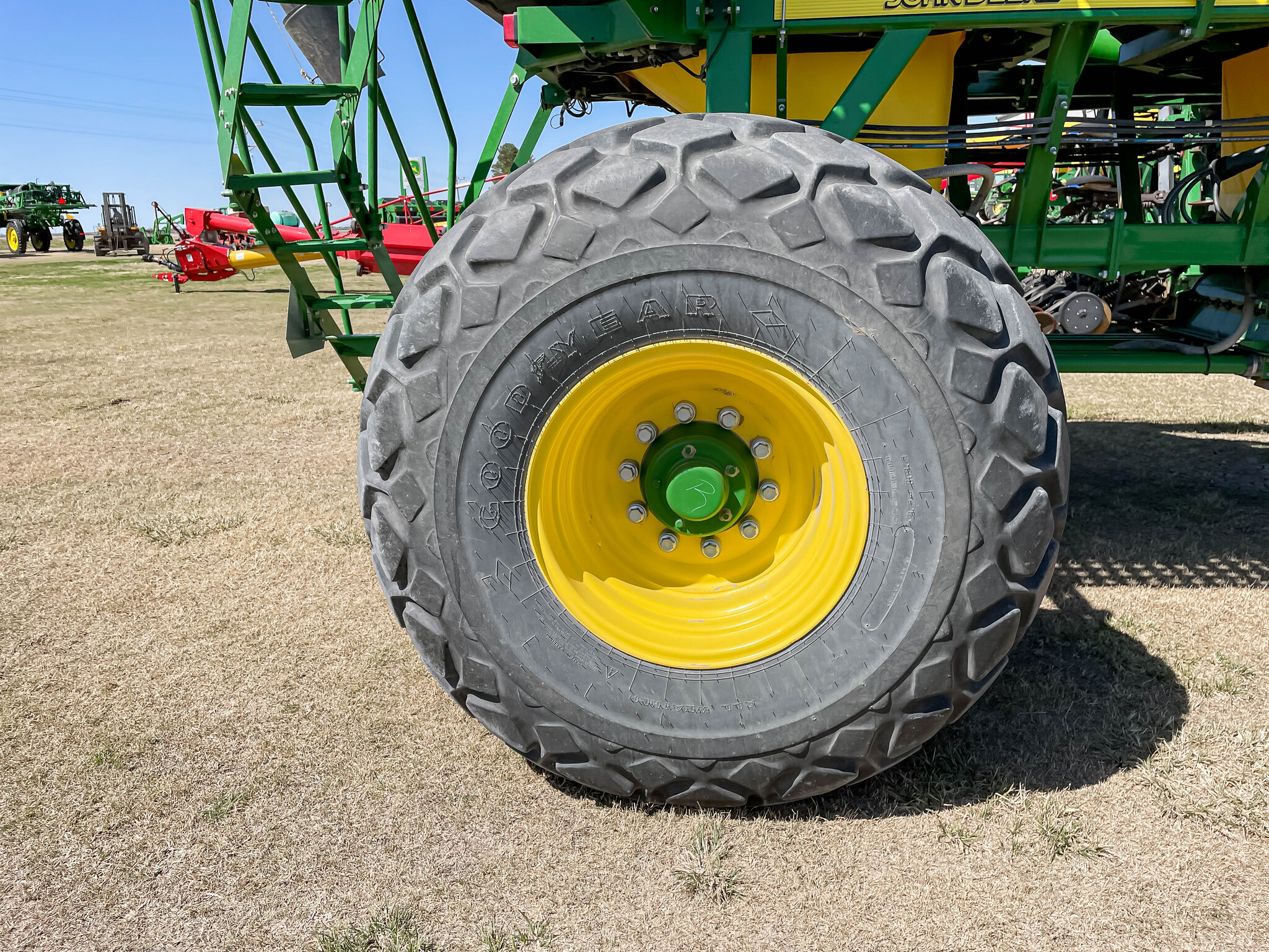  2019 John Deere 1890 at LandMark in Phillipsburg, KS