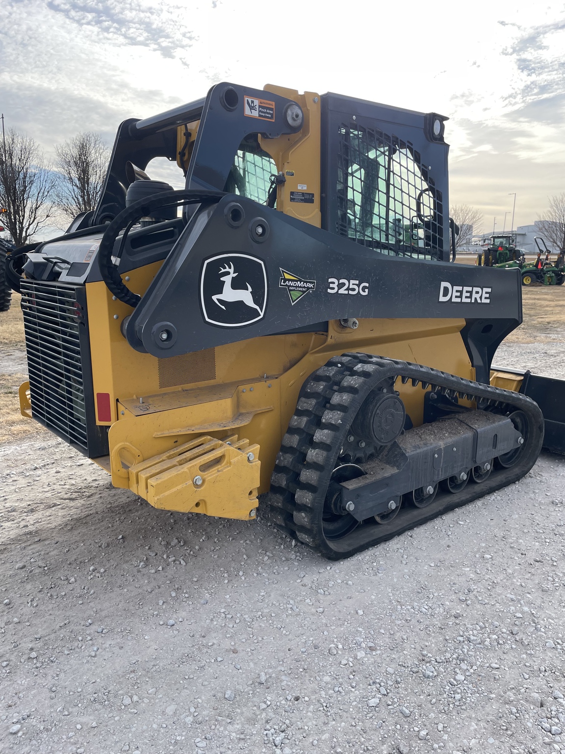   John Deere 325G at LandMark in Kearney, NE