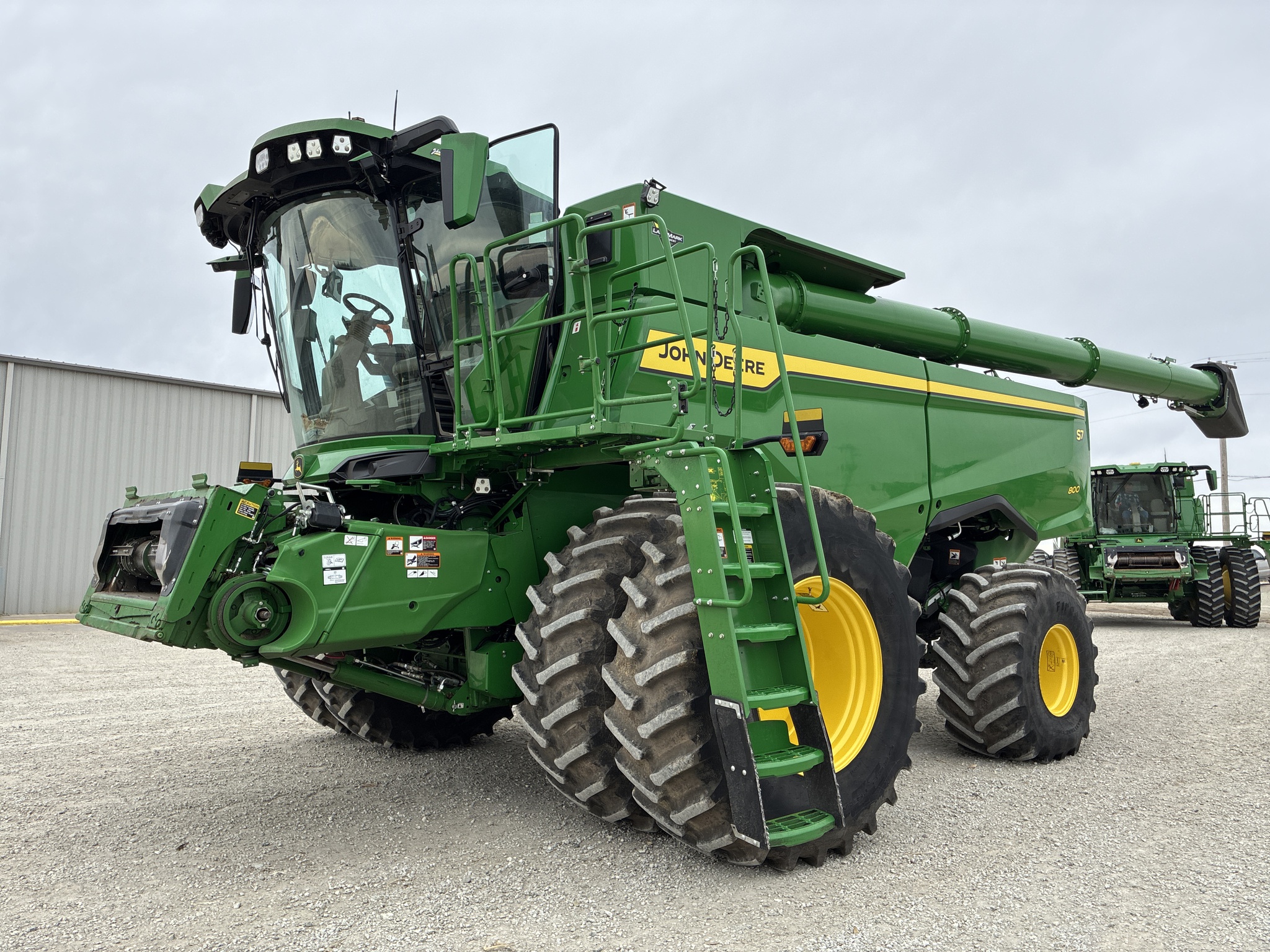  2025 John Deere S7 800 at LandMark in Smith Center, KS