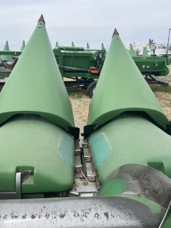  2009 John Deere 608C at LandMark in Gothenburg, NE
