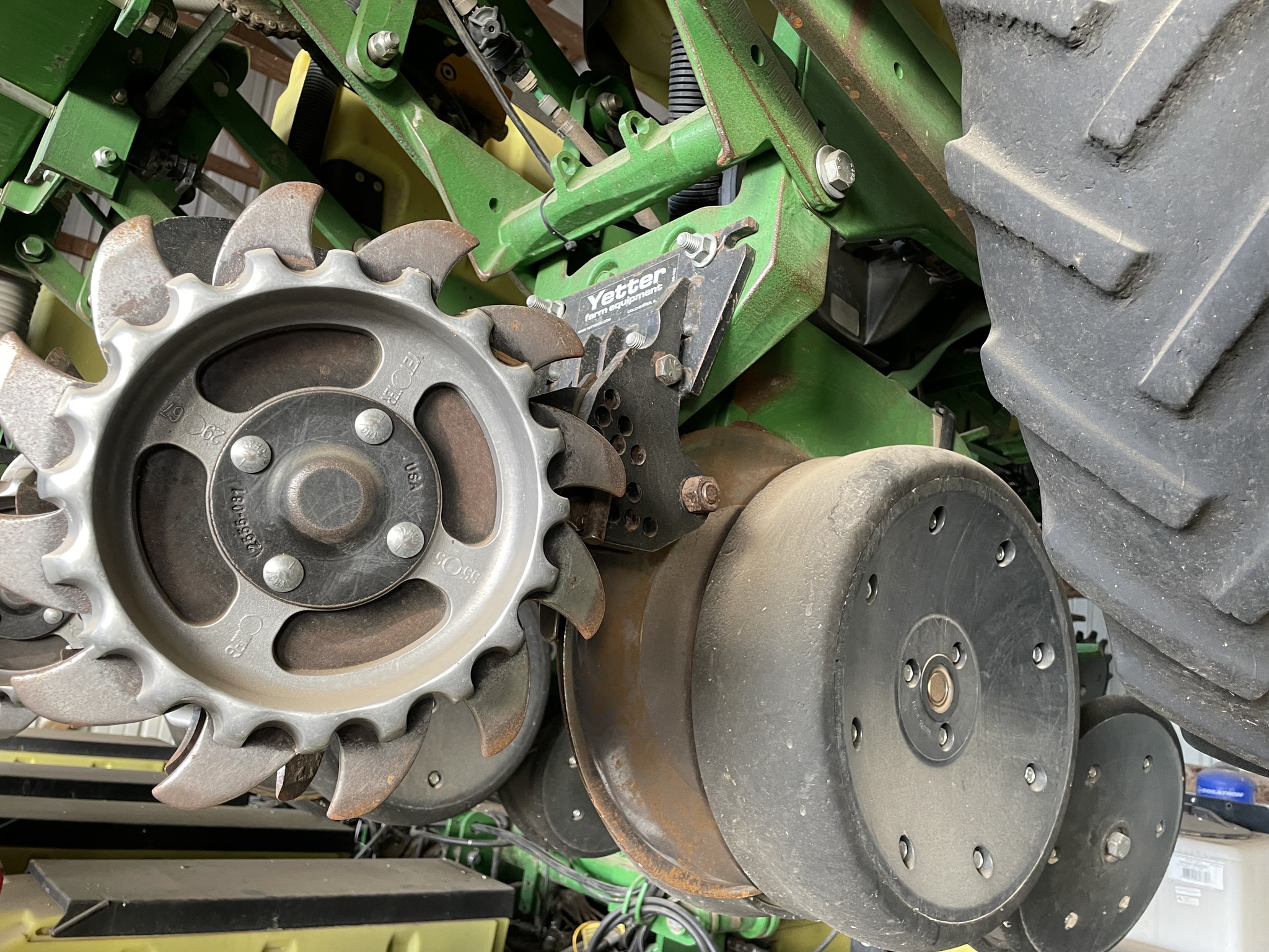  2005 John Deere 1720 at LandMark in Lexington, NE