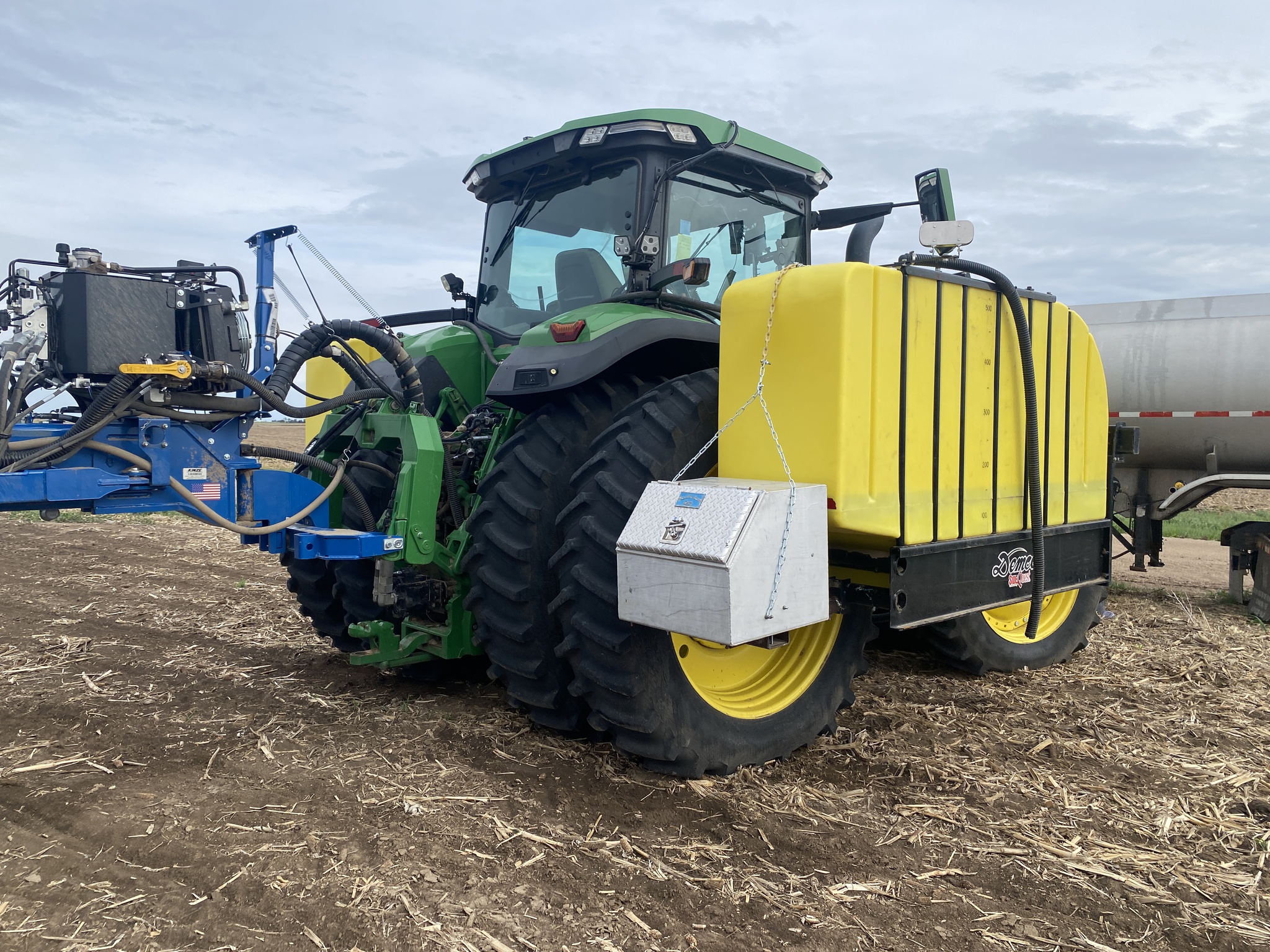  2021 John Deere 8R 370 at LandMark in Hebron, NE