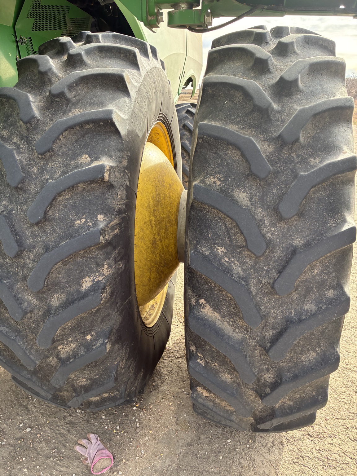  2015 John Deere S680 at LandMark in Arapahoe, NE
