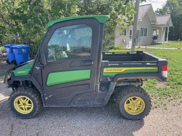  2023 John Deere XUV 835R at LandMark in Kearney, NE