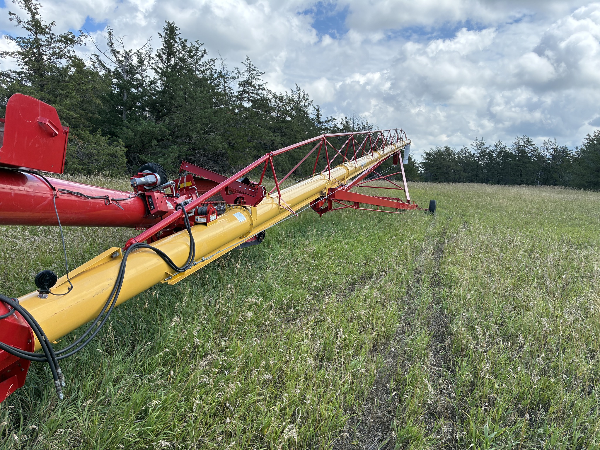  2022 Westfield MKX 13-114 at LandMark in Gothenburg, NE