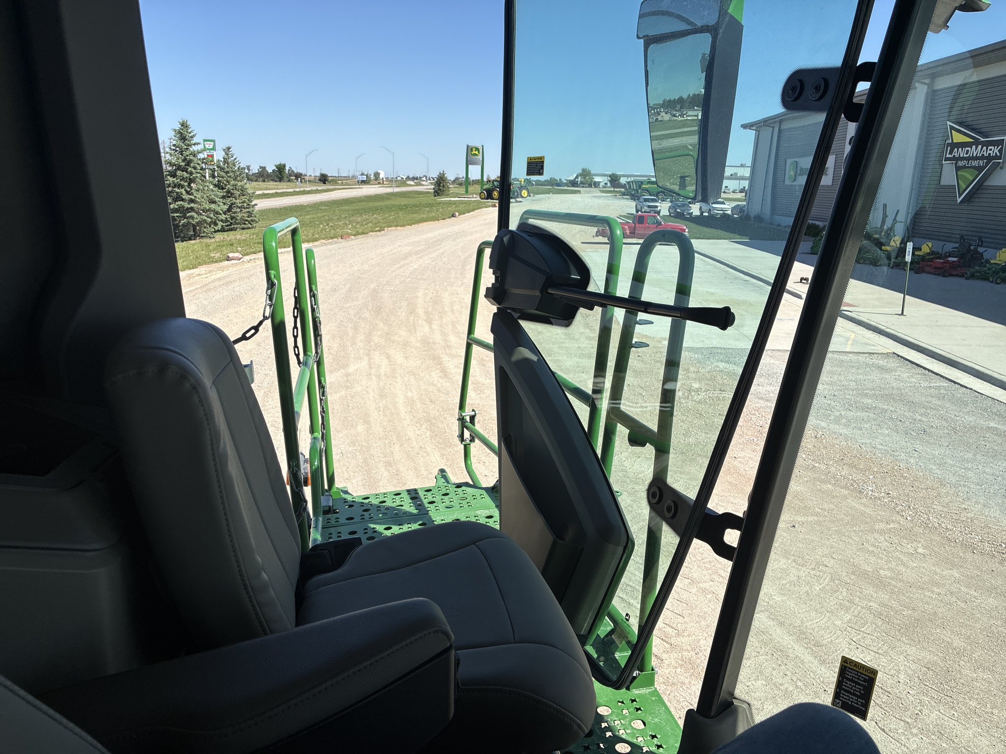  2025 John Deere S7 800 at LandMark in Hebron, NE