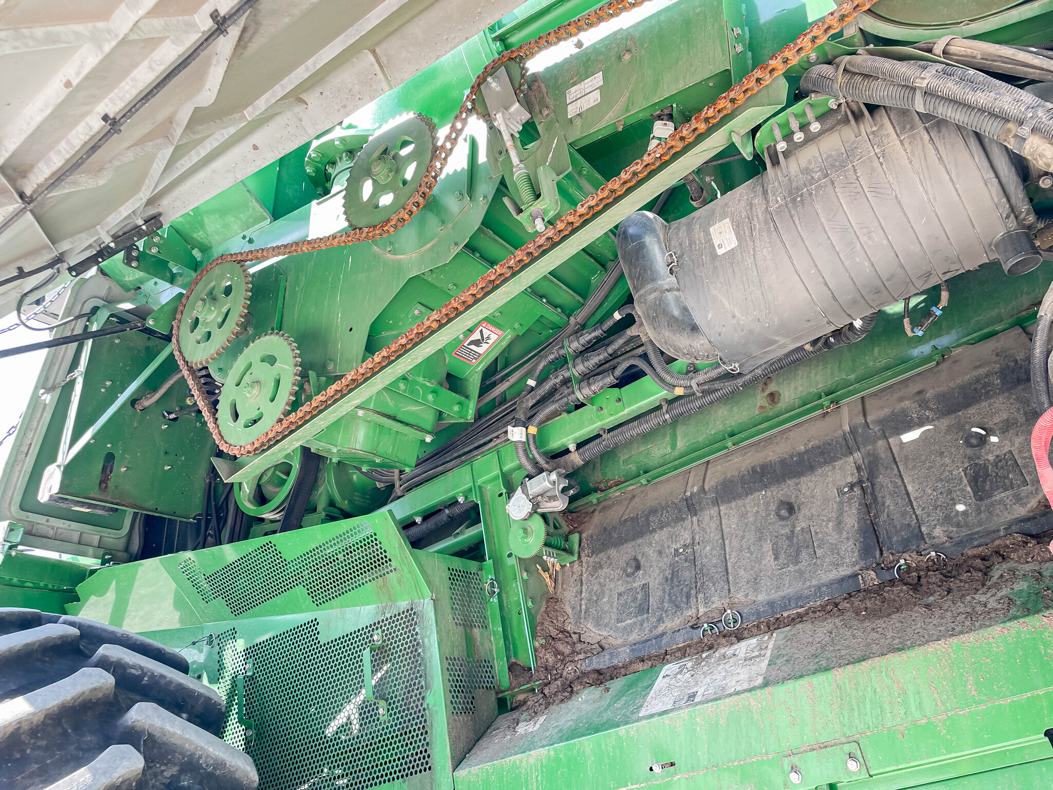  2024 John Deere S780 at LandMark in Marysville, KS