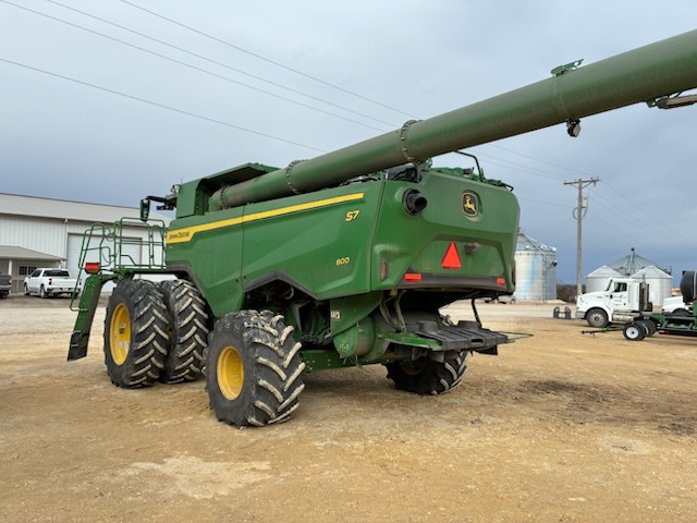  2025 John Deere S7 800 at LandMark in Smith Center, KS