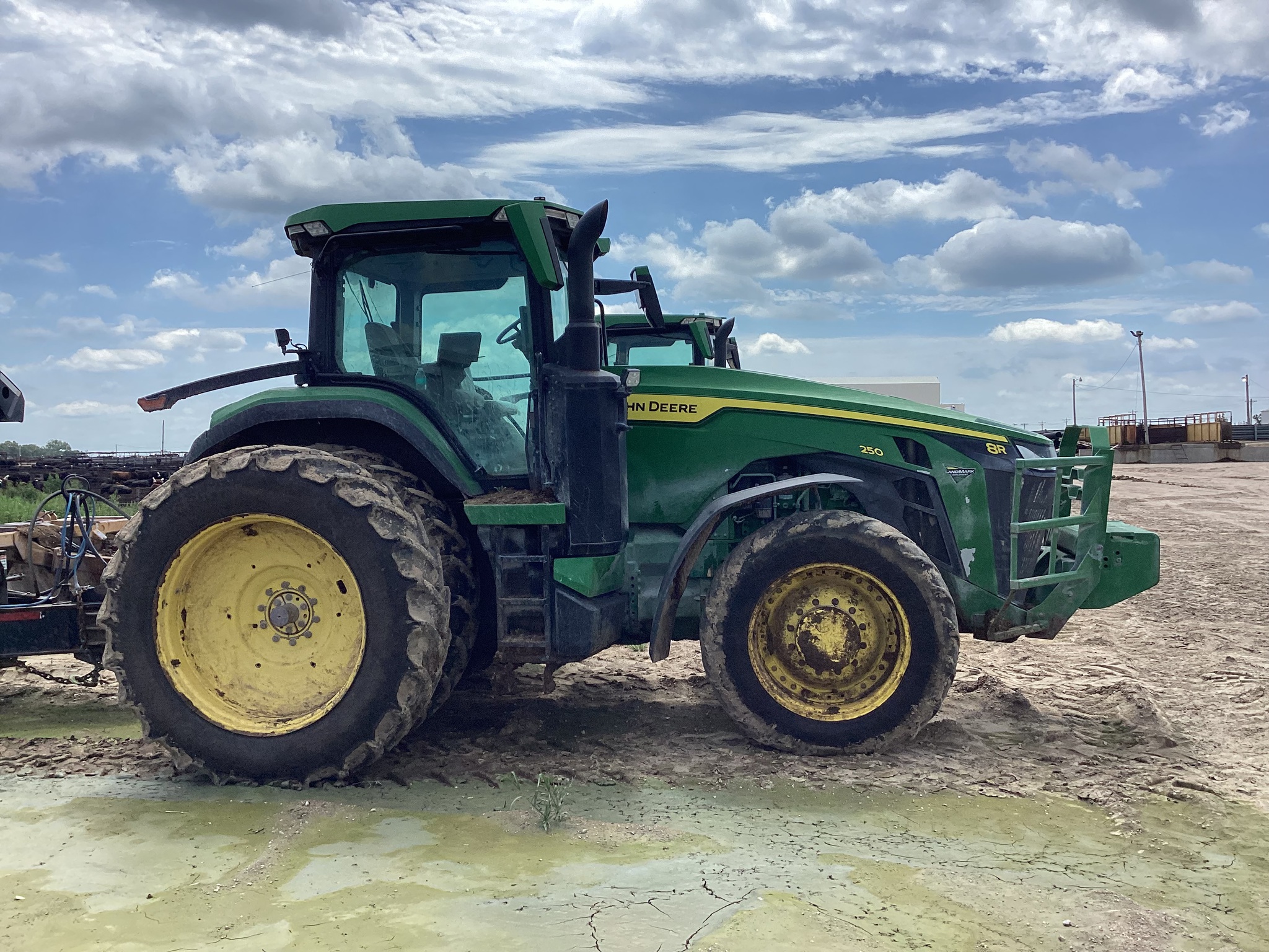  2022 John Deere 8R 250 at LandMark in Minden, NE