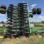  2013 John Deere 1890 at LandMark in Hebron, NE