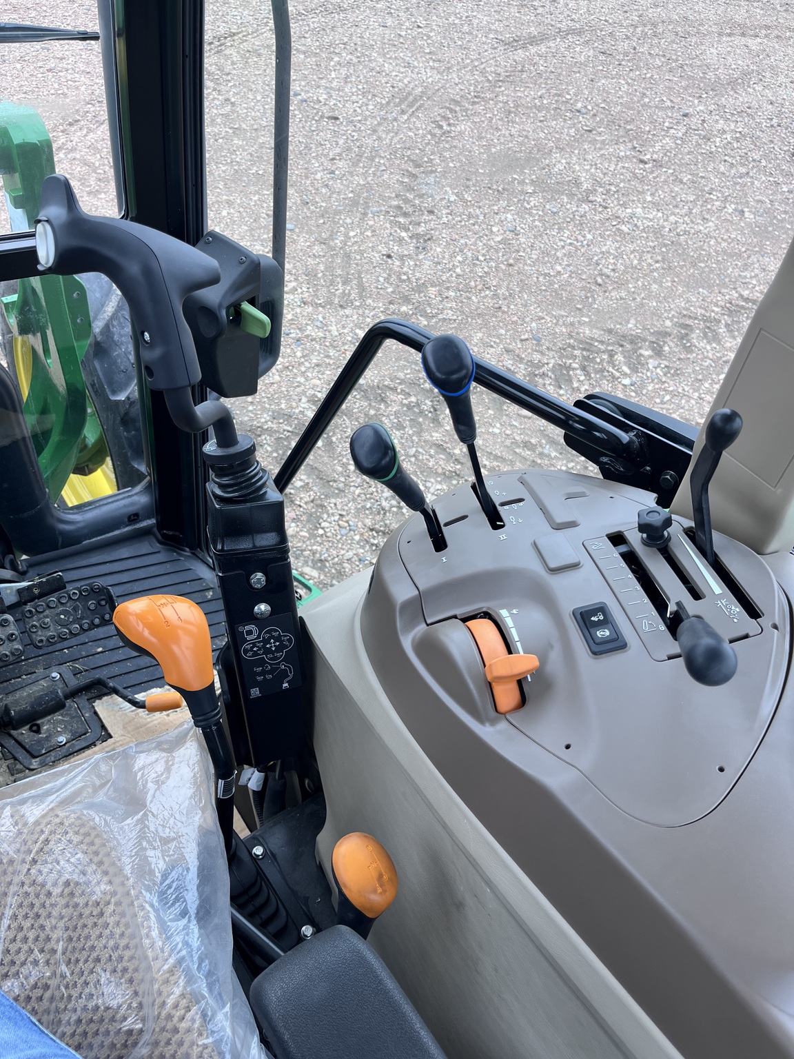  2023 John Deere 5075E at LandMark in Minden, NE