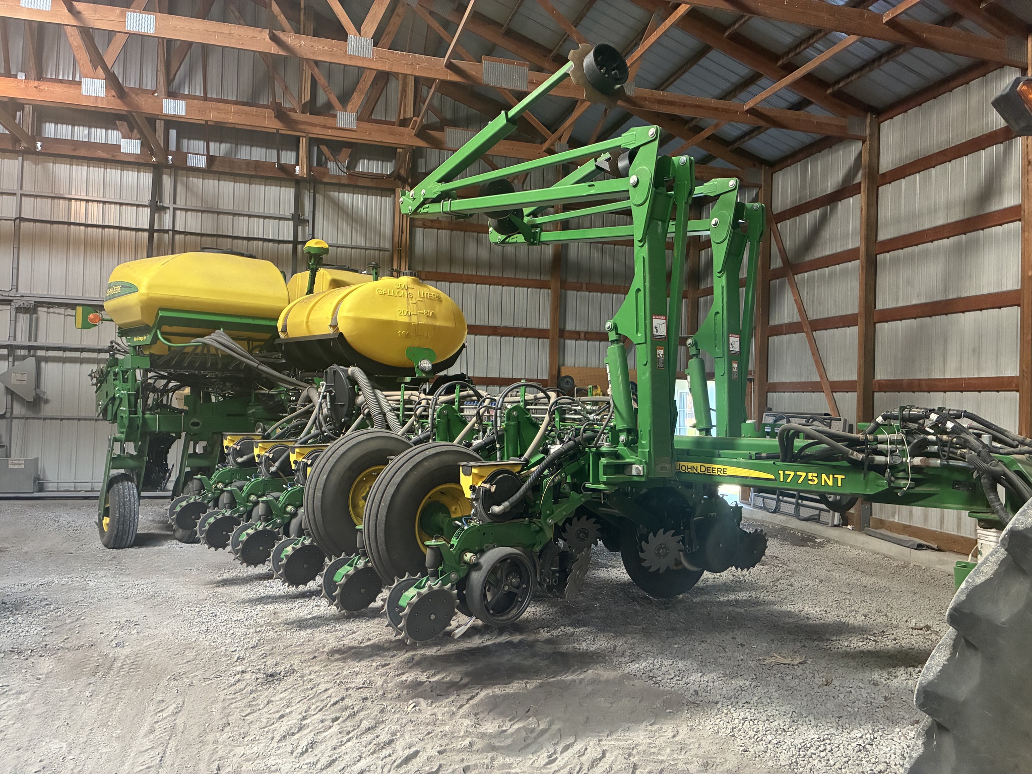  2019 John Deere 1775NT at LandMark in Beatrice, NE