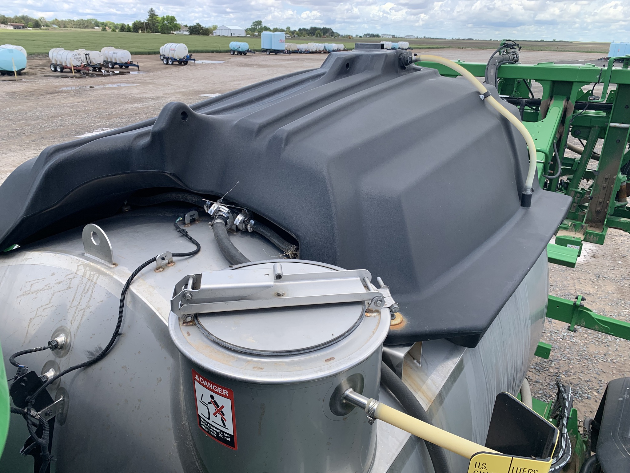  2023 John Deere 412R at LandMark in Gothenburg, NE