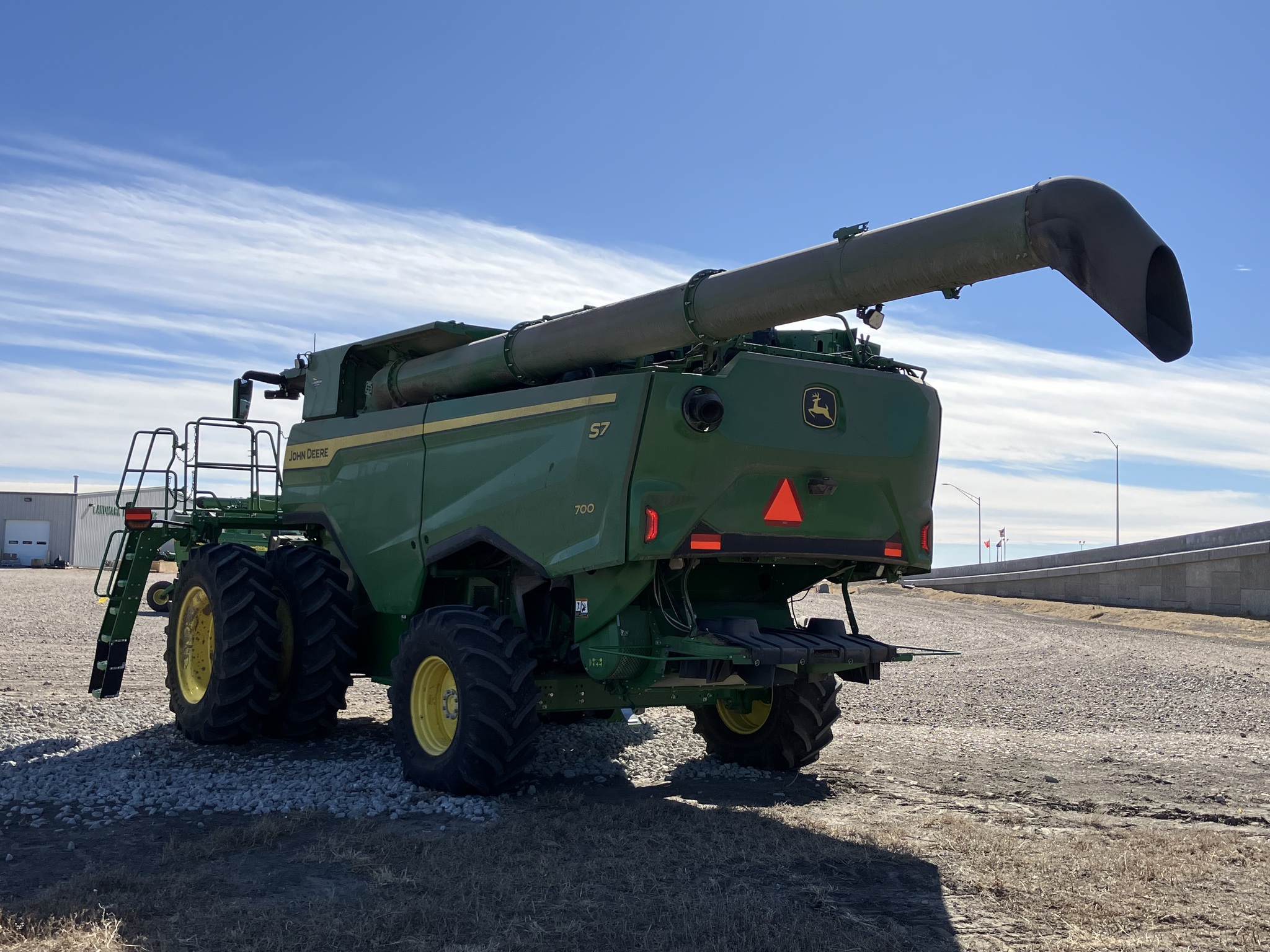  2025 John Deere S7 700 at LandMark in Lexington, NE