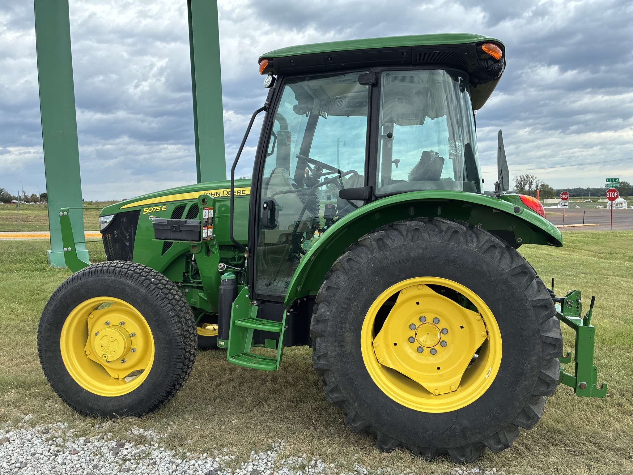  2023 John Deere 5075E at LandMark in Beatrice, NE