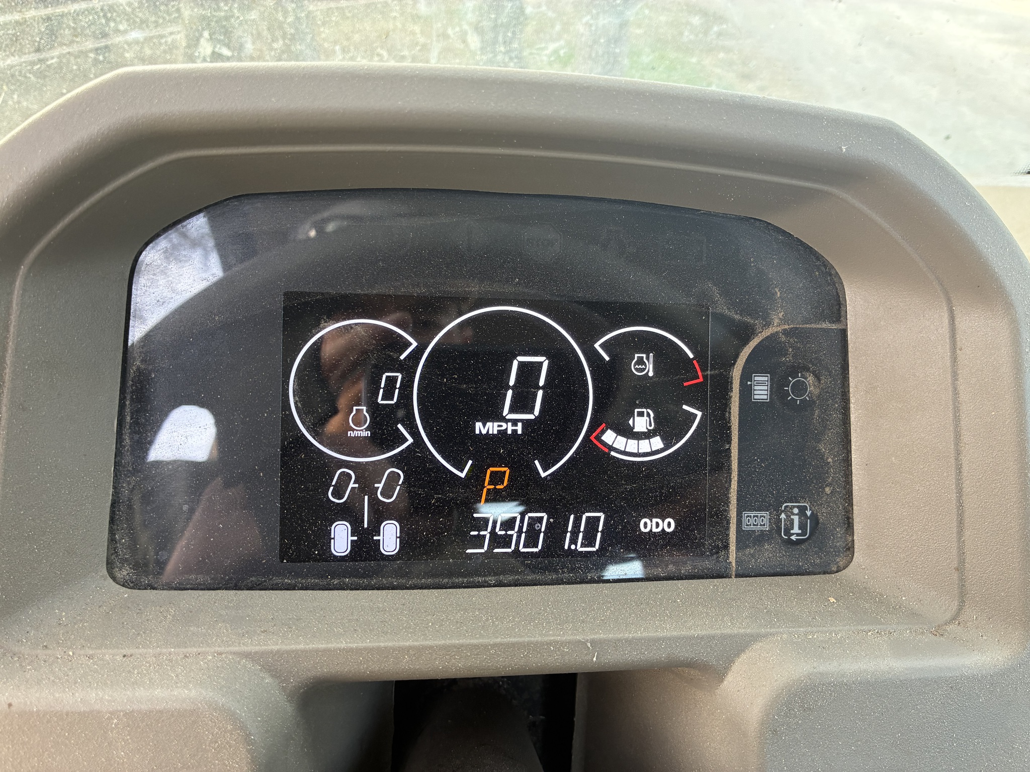  2023 John Deere XUV 835R at LandMark in Beatrice, NE